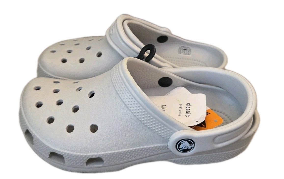 Crocs – Classic Pearl White Clogs Men’s 4/Women’s 6