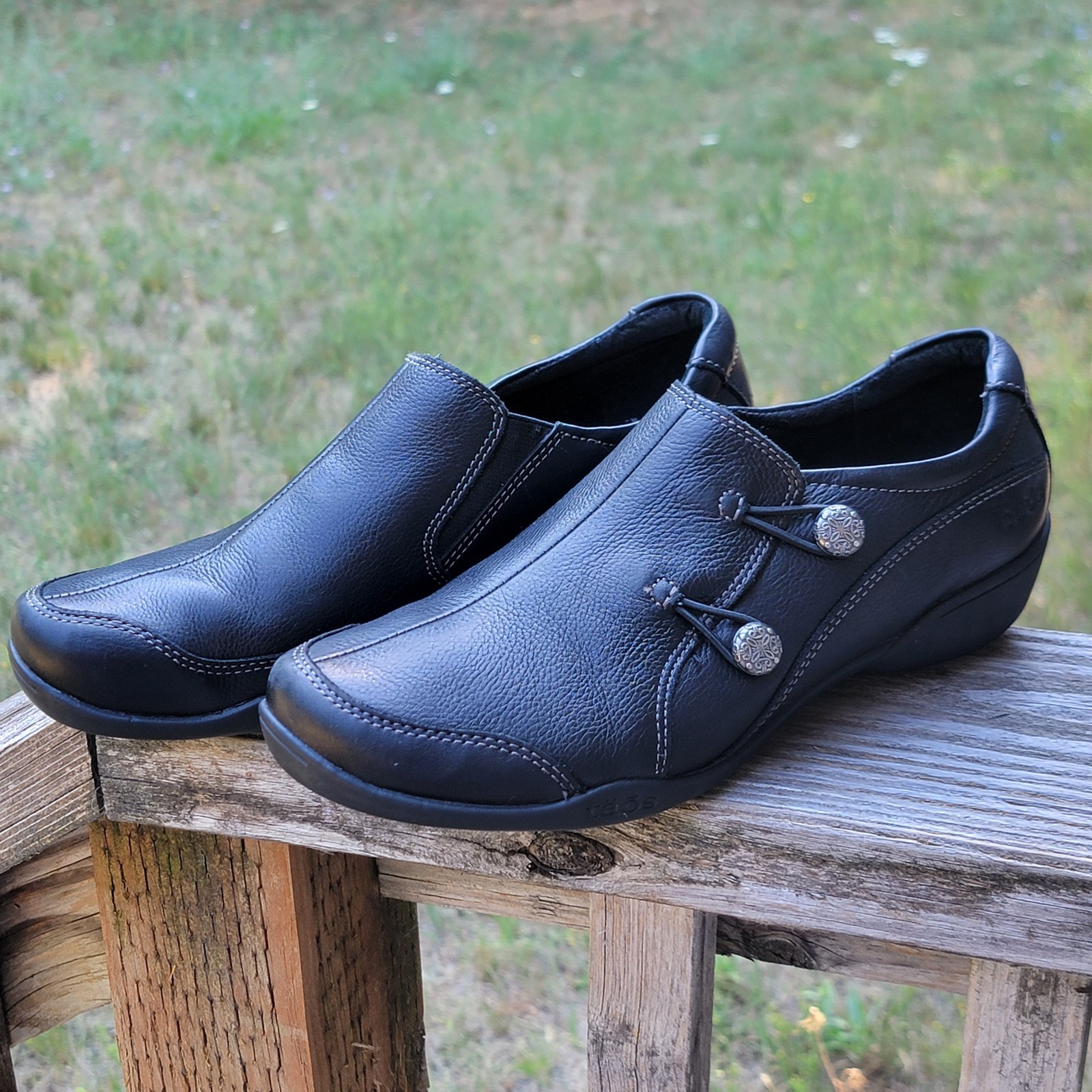 Taos Encore Women’s Size 8.5 Black Leather Shoe Loafer Work Shootie Comfy Flat