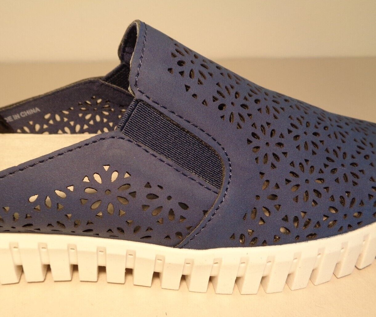 JSport by Jambu Size 8 M FLORAL MULE Navy Slip On Loafers New Women’s Shoes