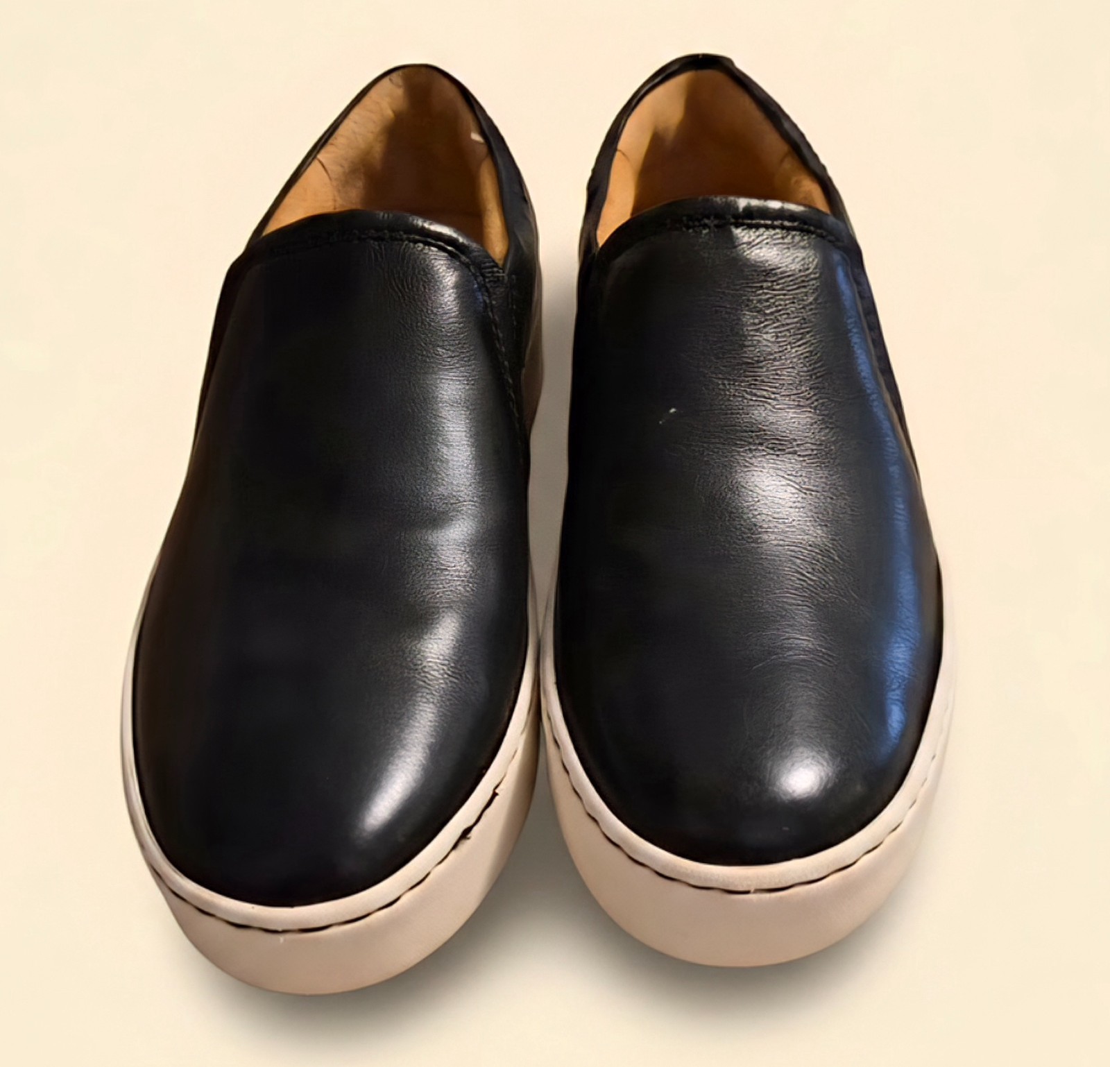 “Born” Mira Slip On, Leather, W 8.5, Black. New with Box, Retail $135