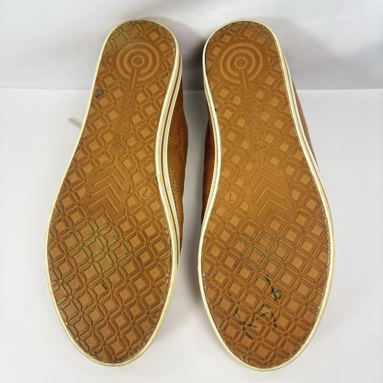 FRANKiE4 NAT II Sneakers Womens 7 Soft Tan Perforated Leather Comfort NO INSOLES