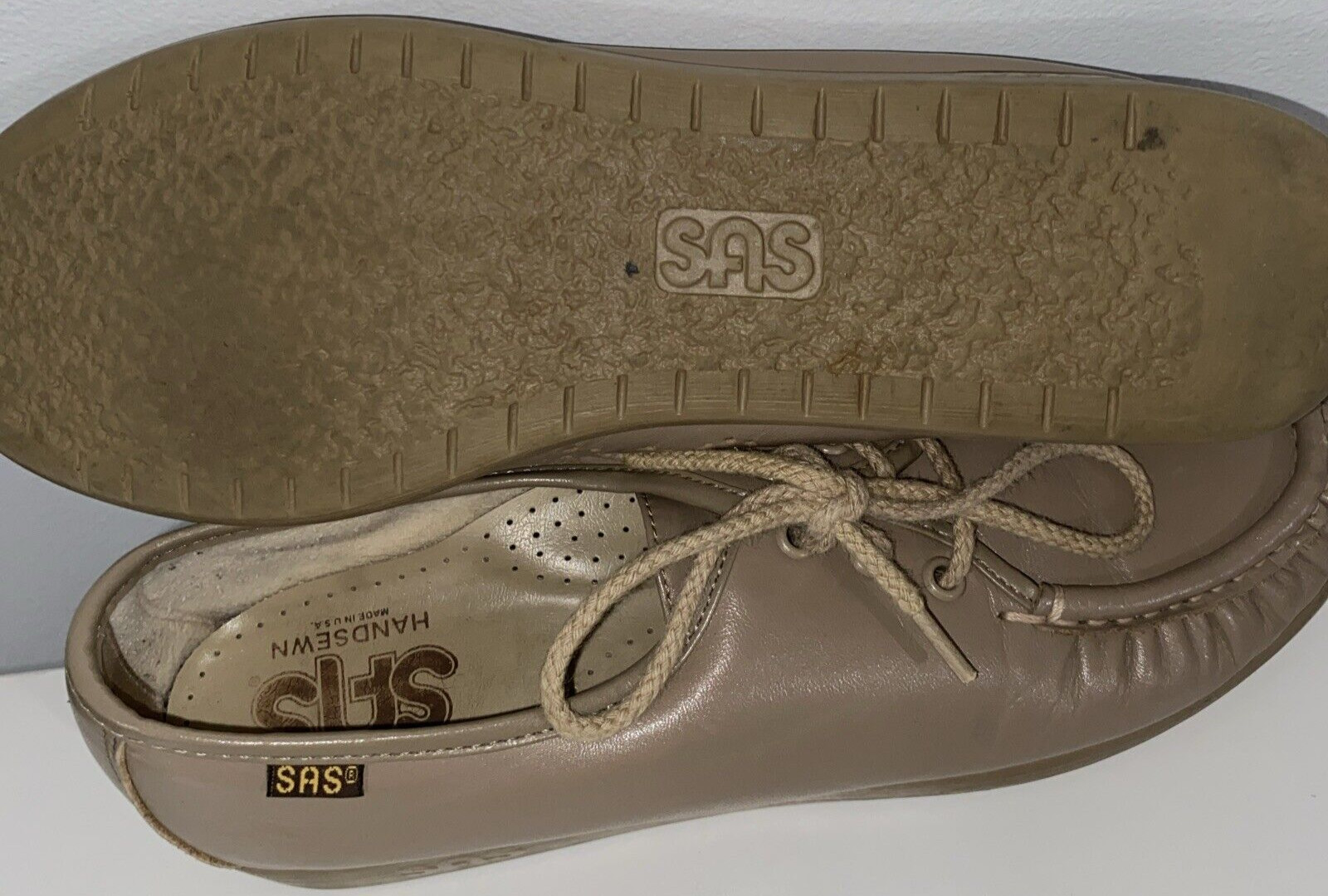 SAS HANDCRAFTED COMFORT SLIP RESISTANT WOMEN LACES WALKING SHOES BROWN 9
