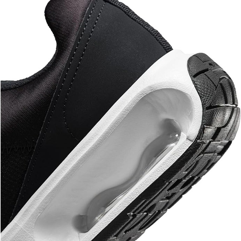 NWT NIKE Women’s Sneaker, Black/White-SZ 9.5
