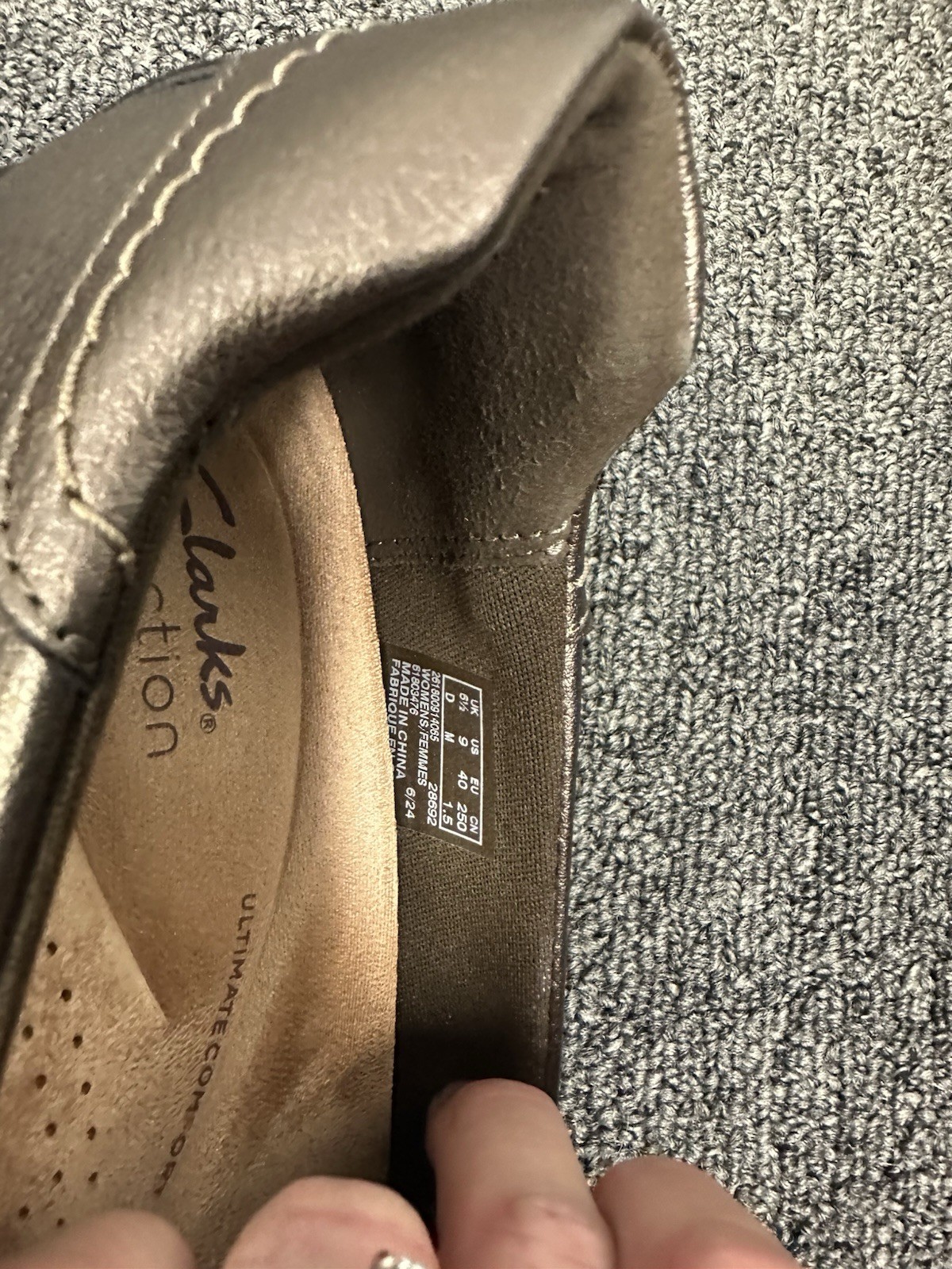 Women’s Clark’s Collection Shoes 9M New Gold Tone