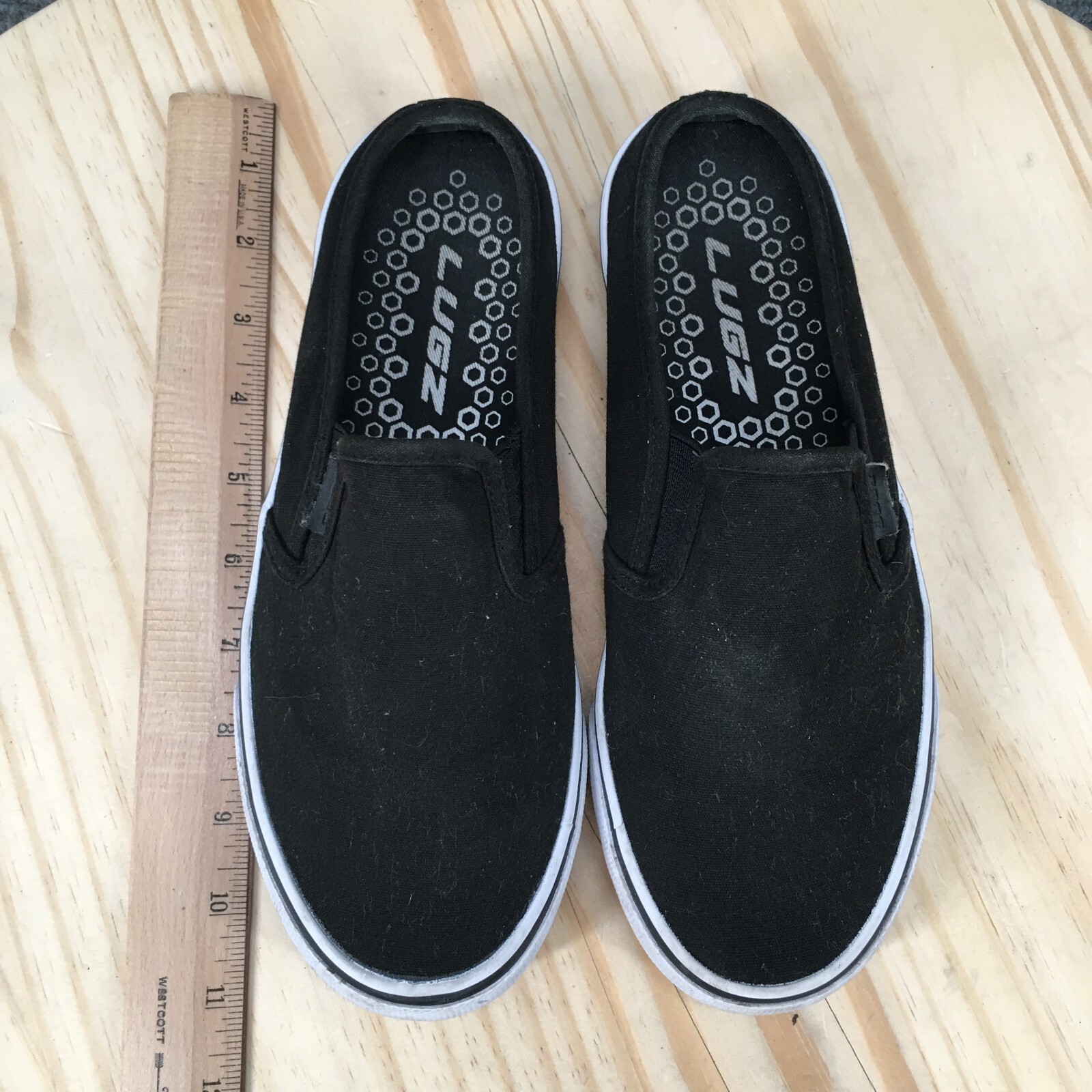 Lugz Shoes Womens 8 Clipper Slip On Sneakers Black Canvas Closed Toe Comfort