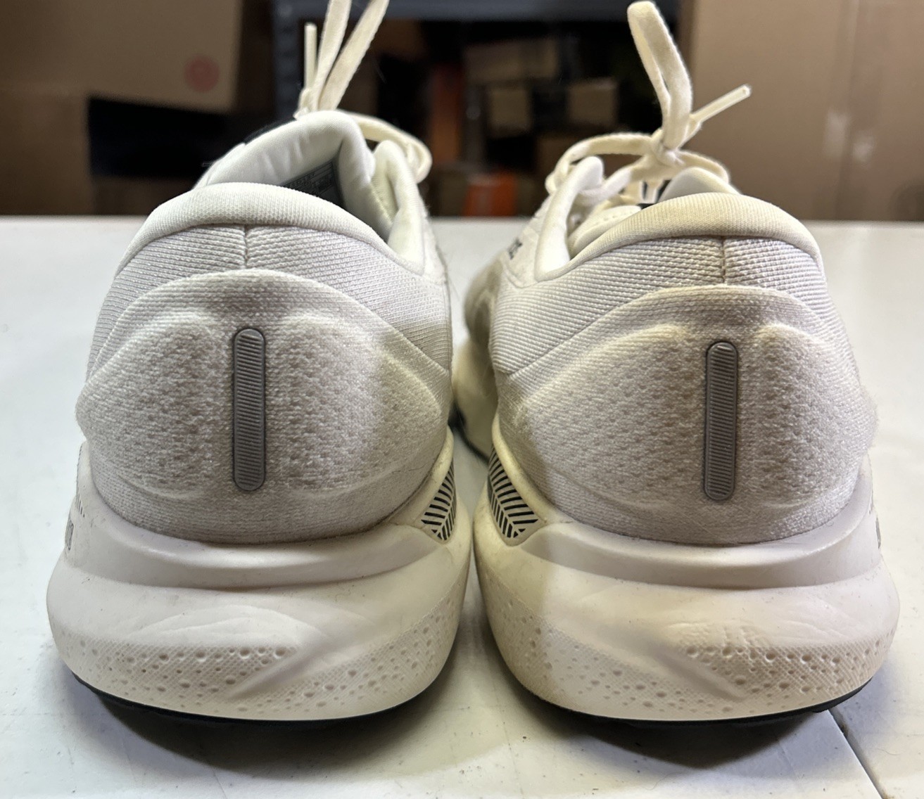 Brooks Adrenaline Gts 24 Running Shoes Sz 12.5 White Lace Up Sneakers
