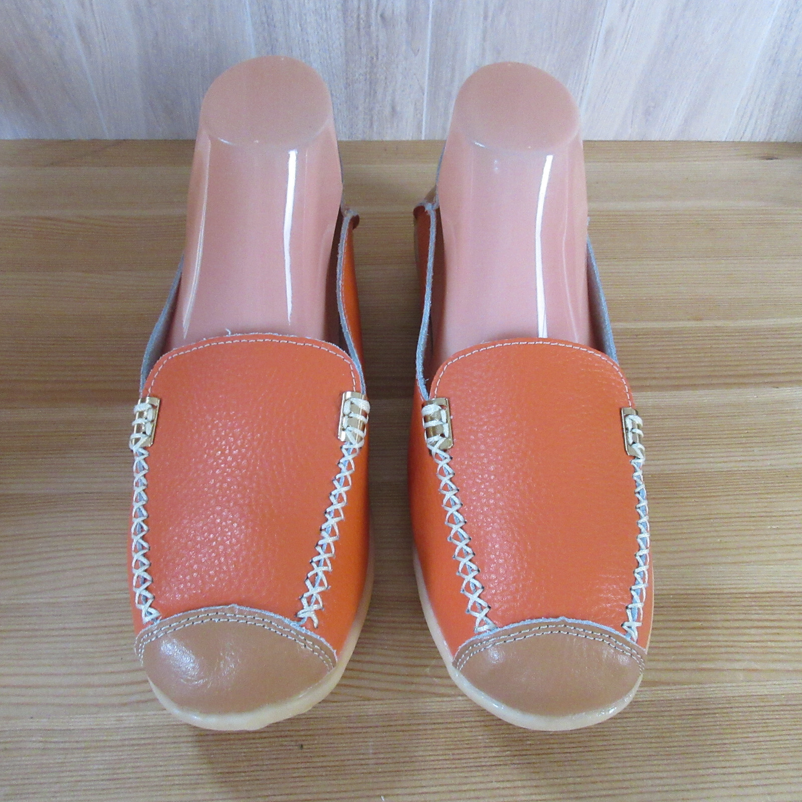 Venus Celia Womens size 9.5 M Pumpkin Orange Leather Moccasin Loafer Flats