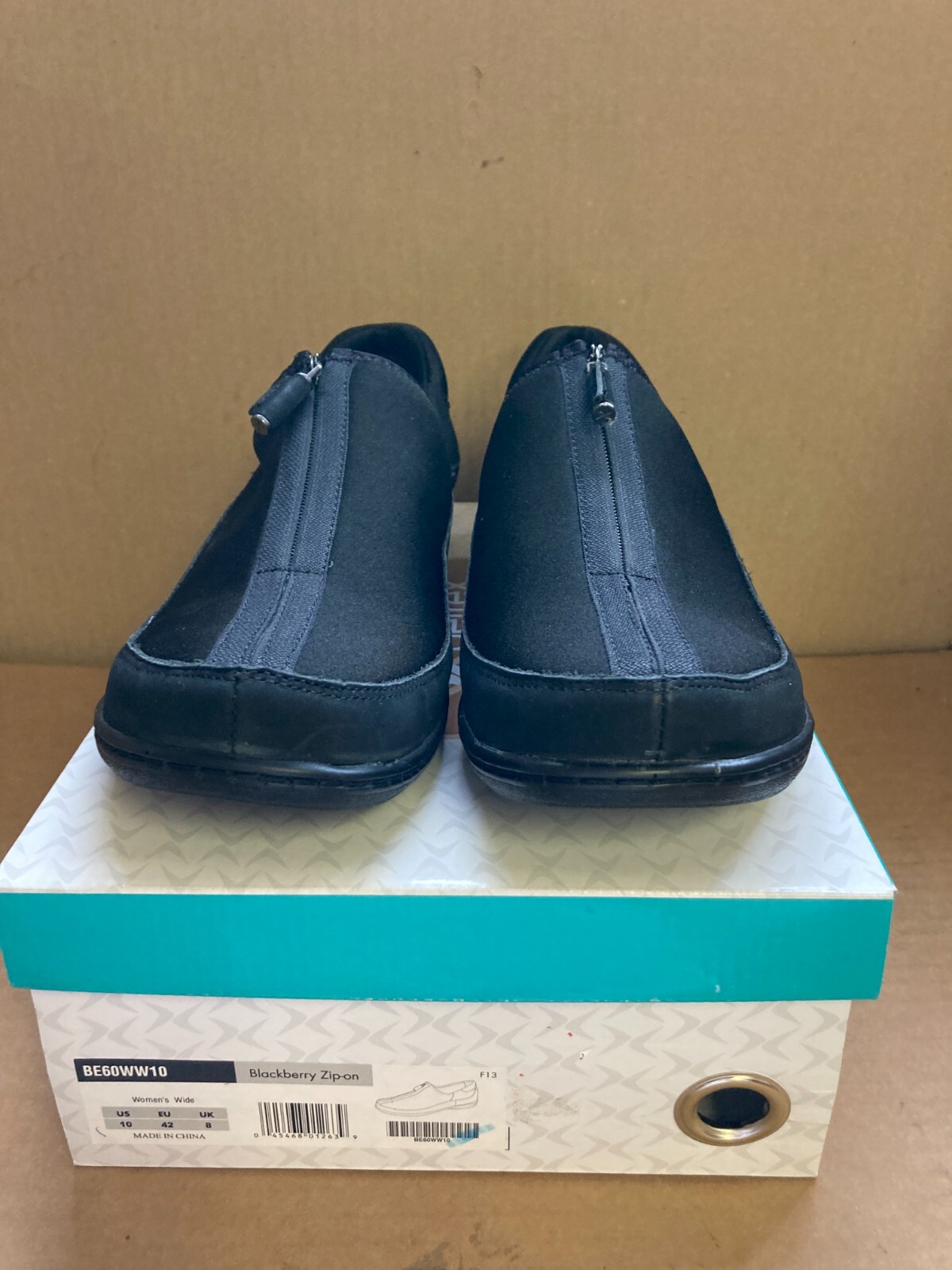 Aetrex Women’s Blackberry Zip-On – Size 10W – Style #BE60WW10