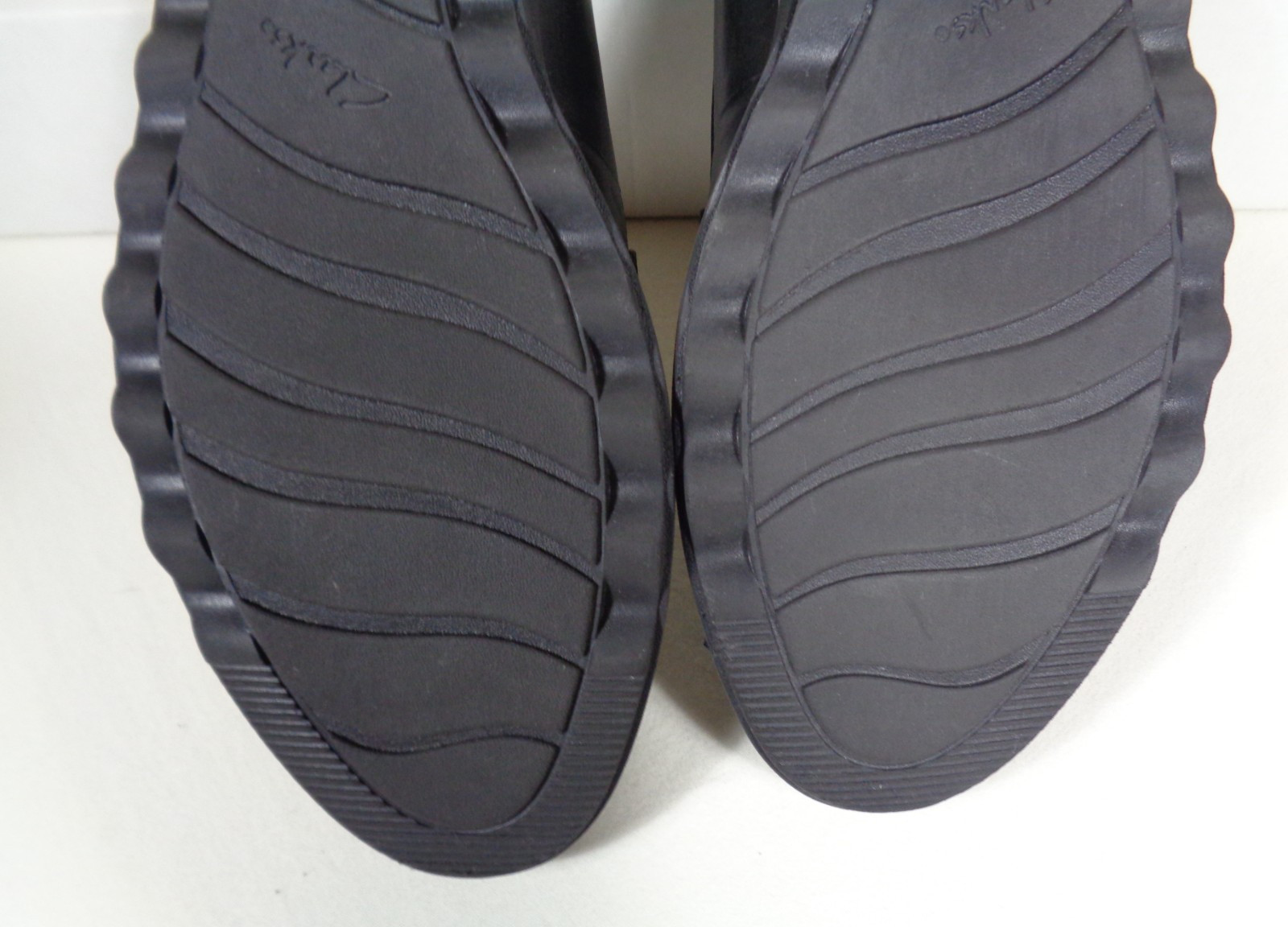 Clark’s collection Women’s size 9M Loafer Sharon Gracie Patent Black Tweed~ new