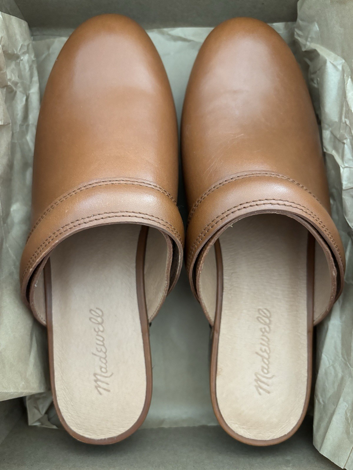 New with Box Madewell Leather Clogs, English Saddle brown, Women’s Size 9
