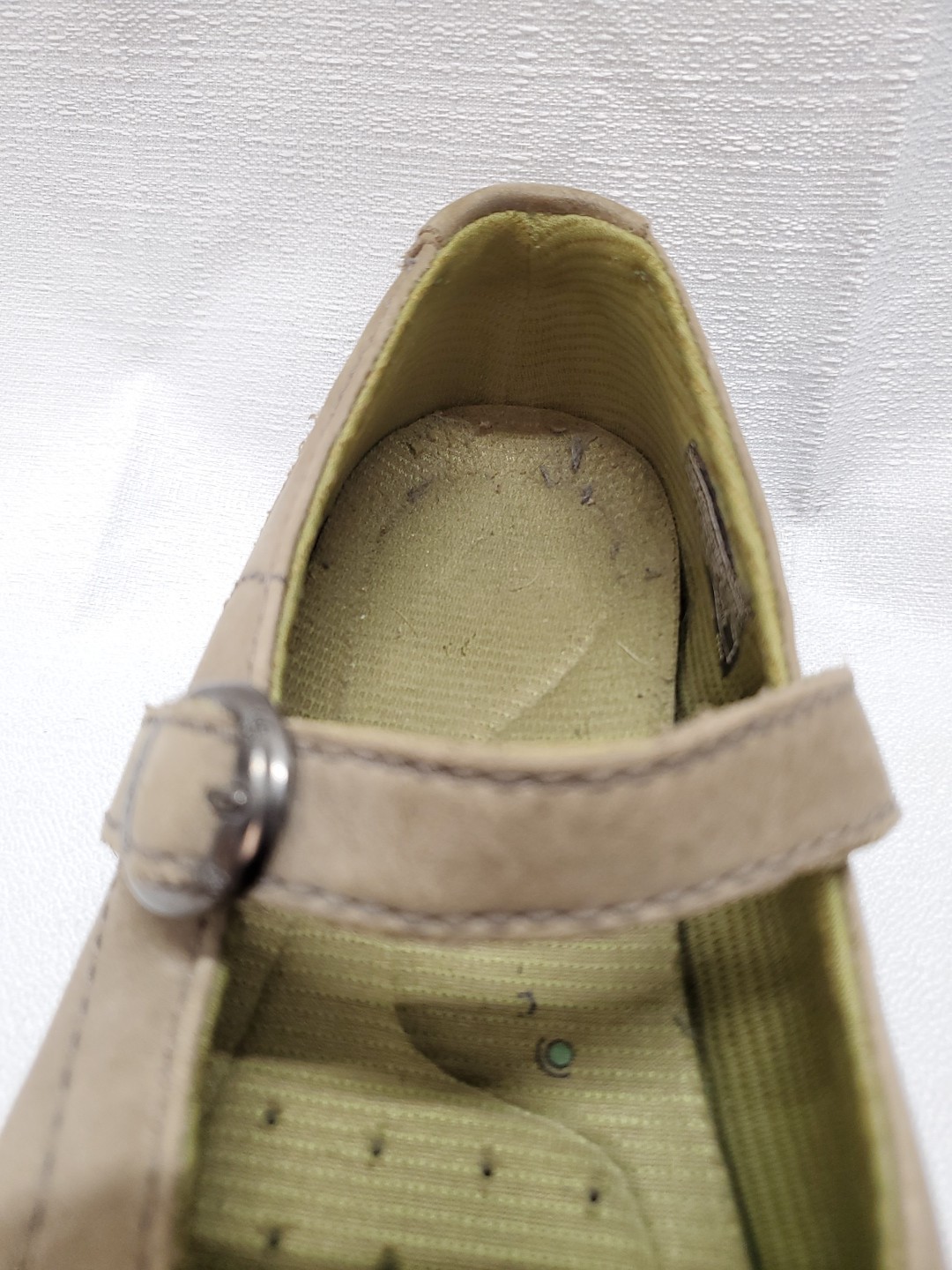 Keen Mary Janes Lug Comfort Taupe Olive Buckle Strap Nubuck Leather EU 38.5 US 8