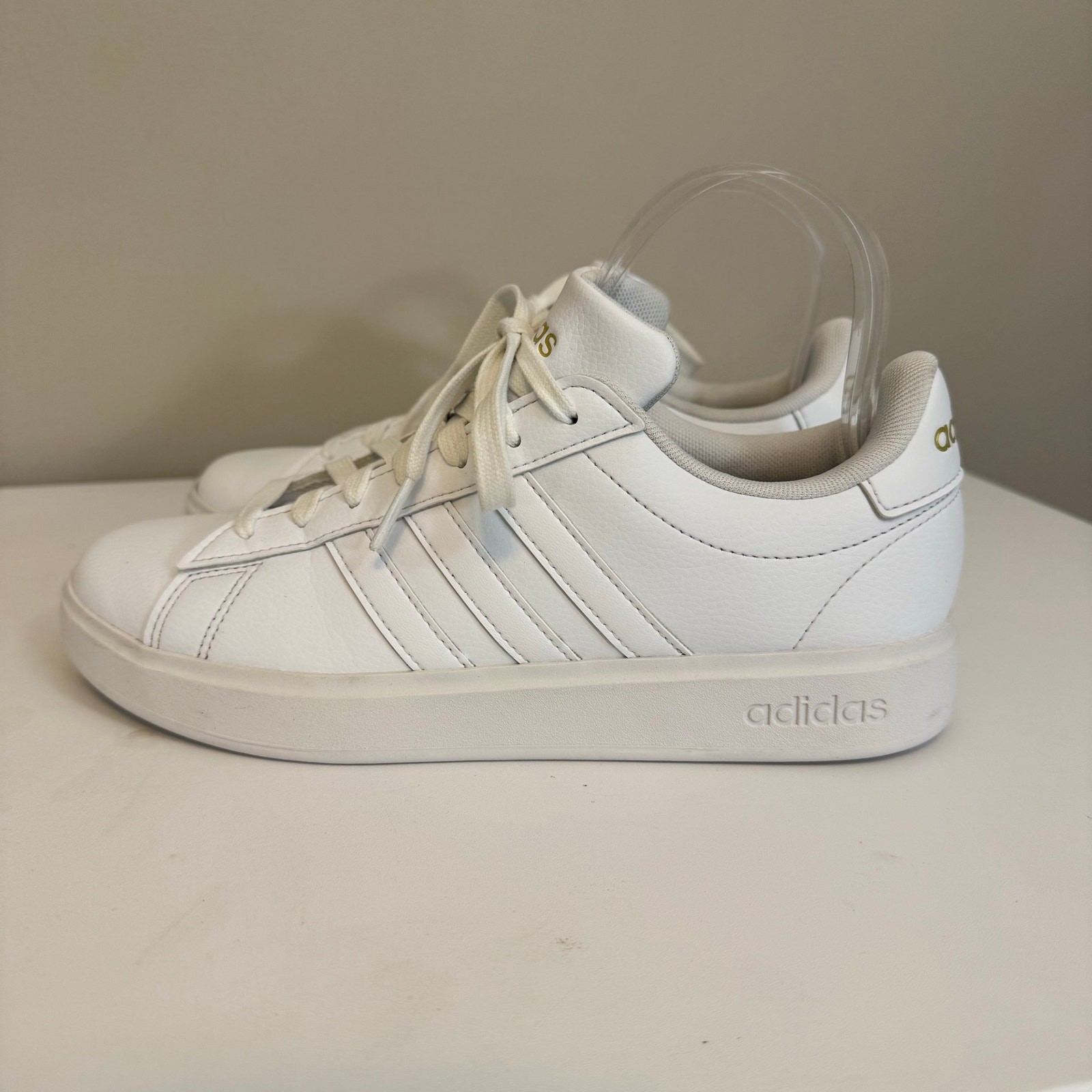 Adidas Grand Court 2.0 Cloudfoam Sneakers Women 7 White Sport Athleisure Comfort