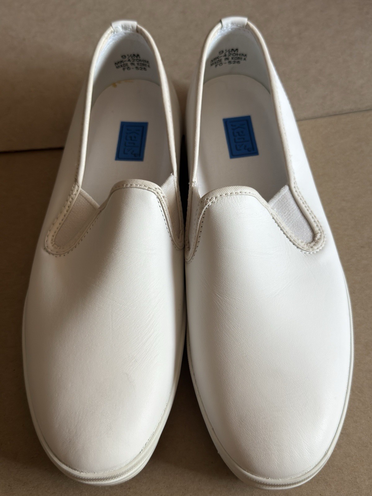 KEDS Champion Leather Slip-On M9.5 L11 – New