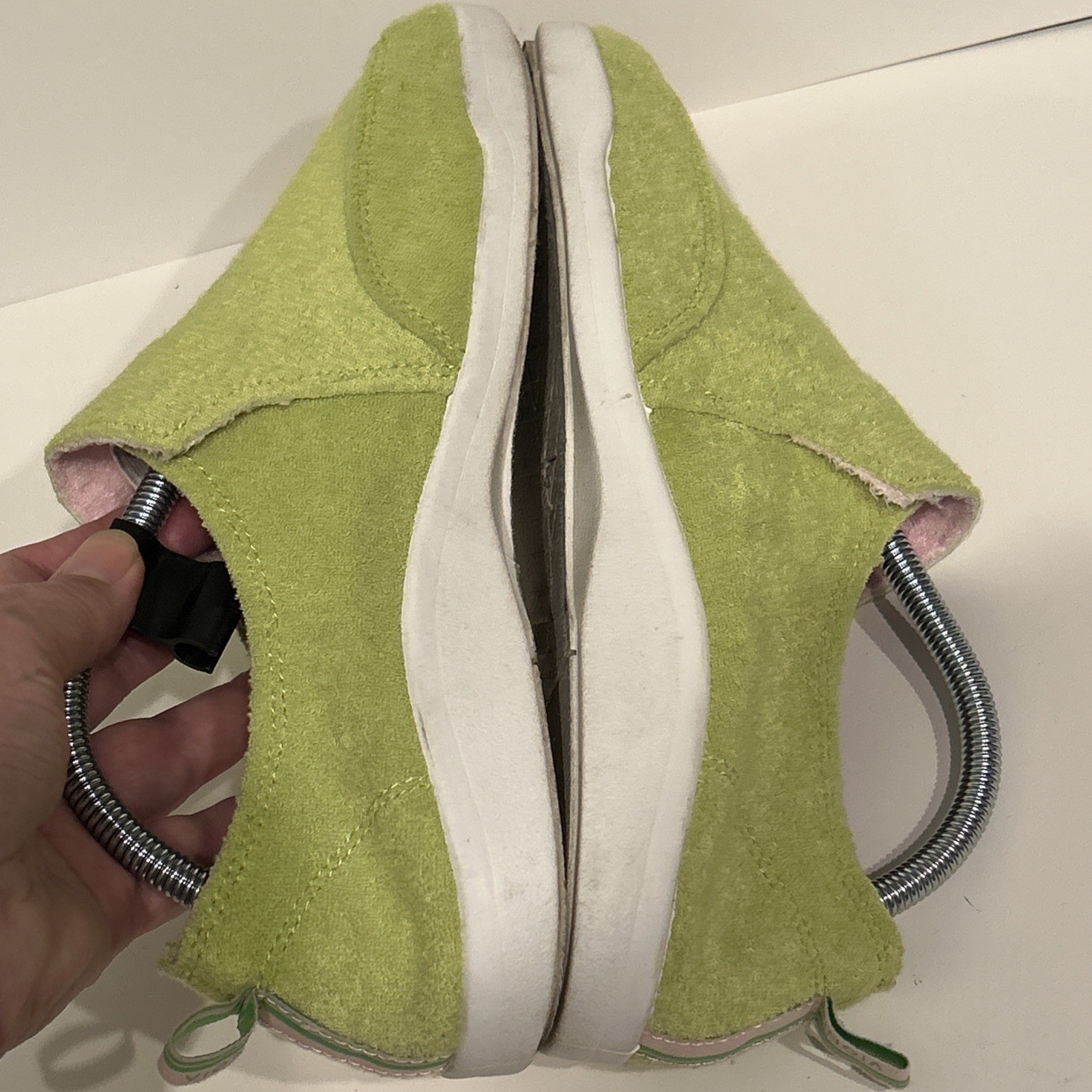 Vionic Beach Malibu Lime Green Terry Cloth Slip On Sneaker Vegan Women’s 10