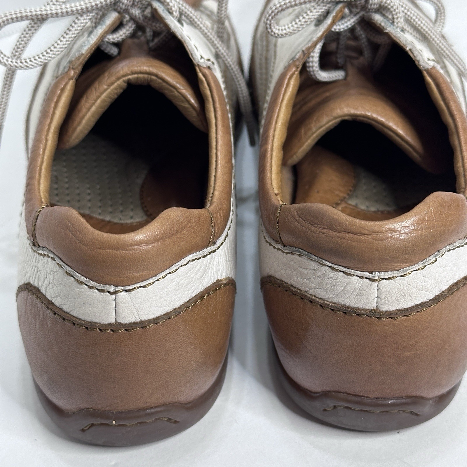 Born Shoes Womens Size 7.5 Palmera Golf Low Top Sneakers Lace Up Brown Leather