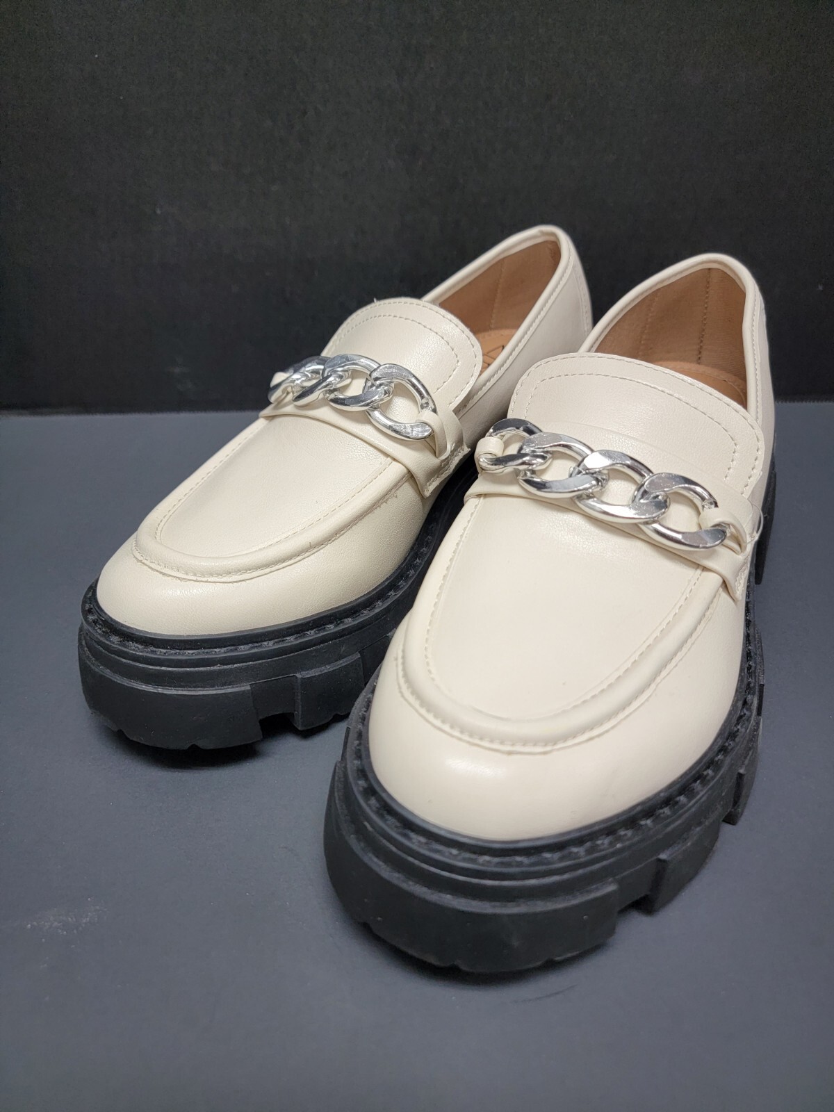 No Boundaries Women’s Fashion Lug Loafers, Shell, Multiple Sizes, Brand New!!!