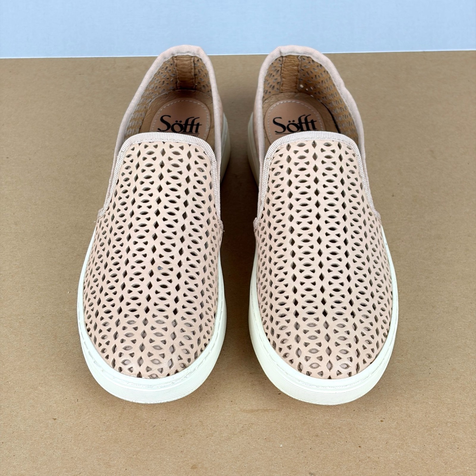 Sofft Somers II Leather Slip On Sneakers Womens 6 Tan Laser Cut Casual Comfort