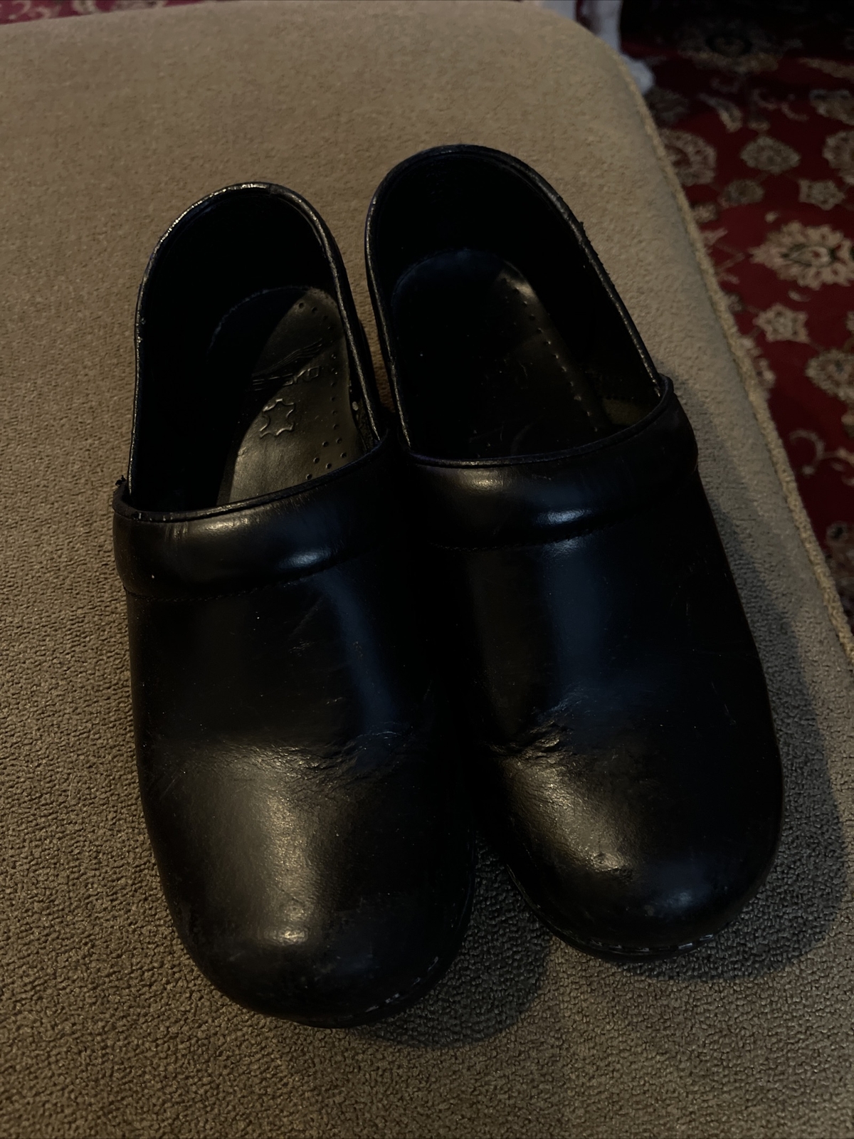 Women’s Size 39 (8.5-9) M Dansko Black Slip On Professional Clogs Shoes (TD)