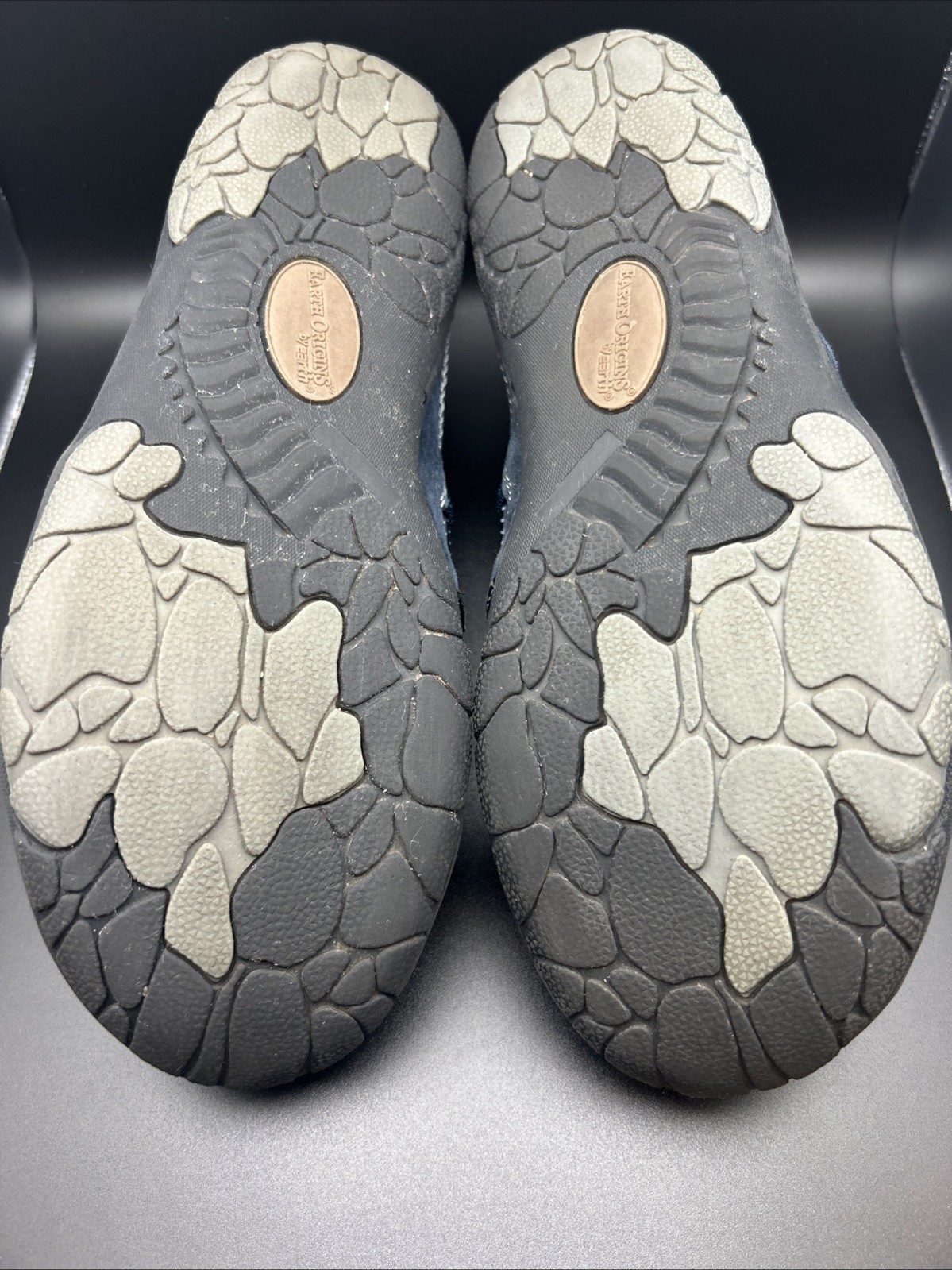 Earth Origins Womens 8M April Suede-Elastic Tie Slip-On Blue Suede Shoes.