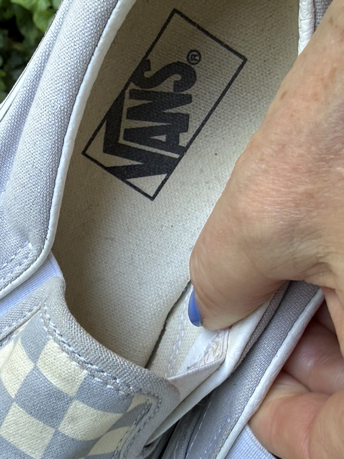 Vans white and Gray checkered slip on’s women’s 8 Men’s 6.5