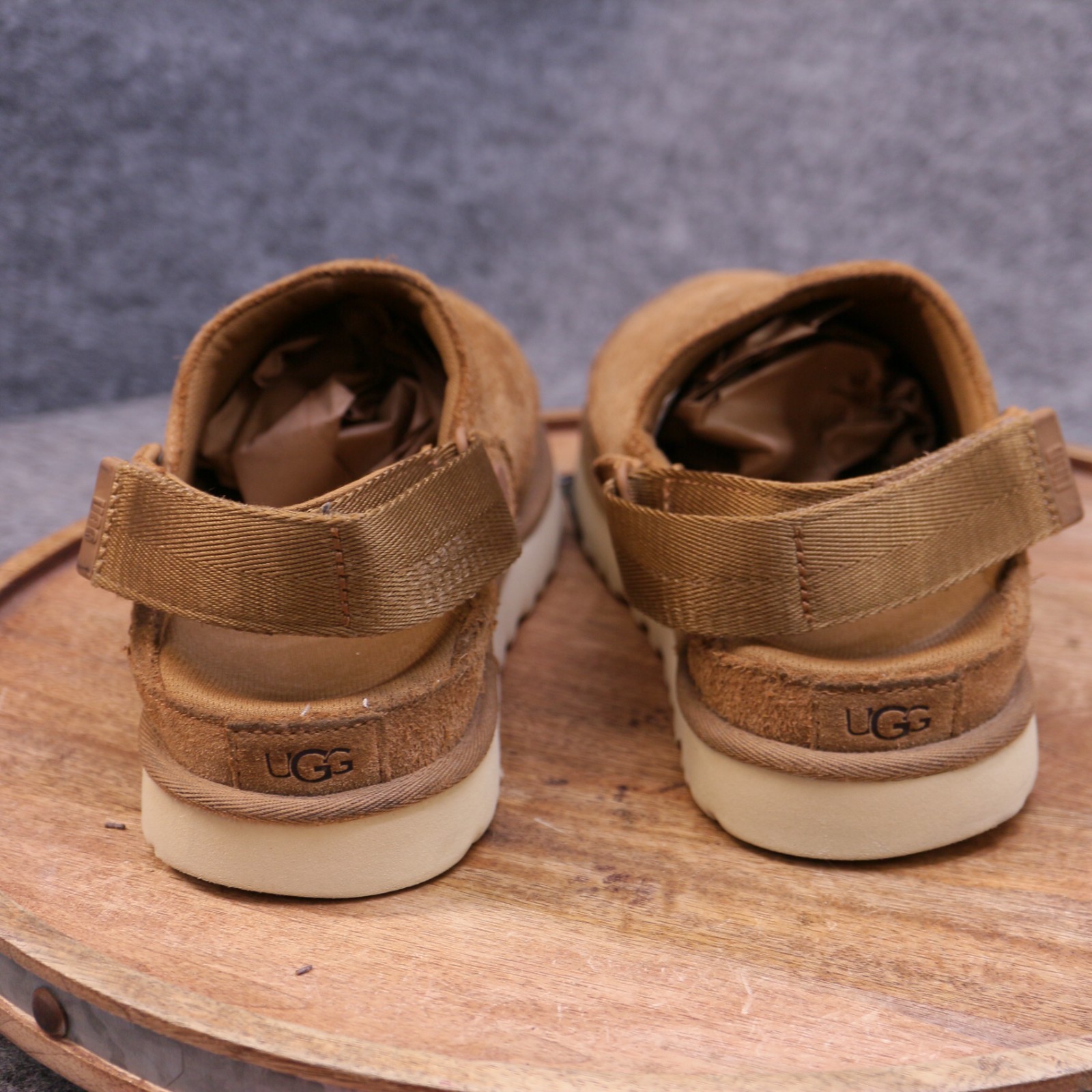 UGG Goldenstar Clogs Women’s Size 8 US Chestnut Brown Suede Slip On Shoes