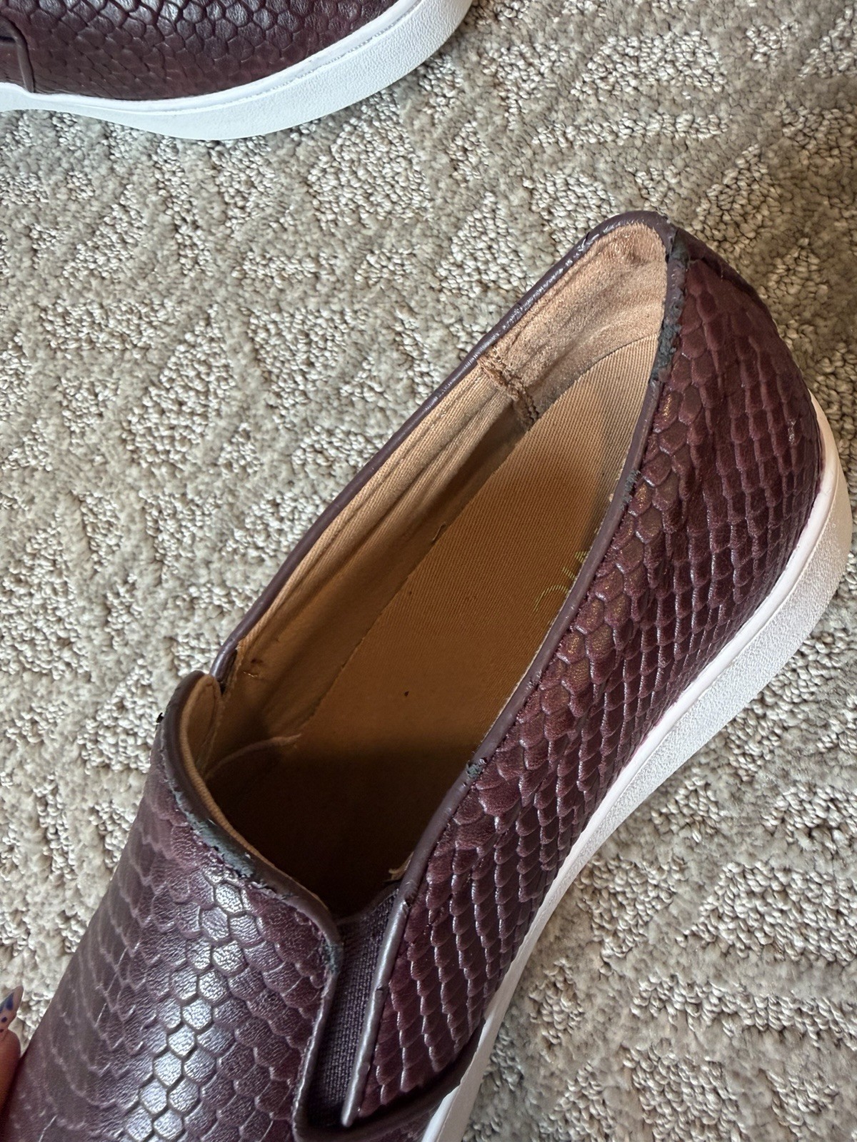 Vionic Women’s Burgundy Snake Skin Slip-On Comfort Shoes 8 M White Sole NWD