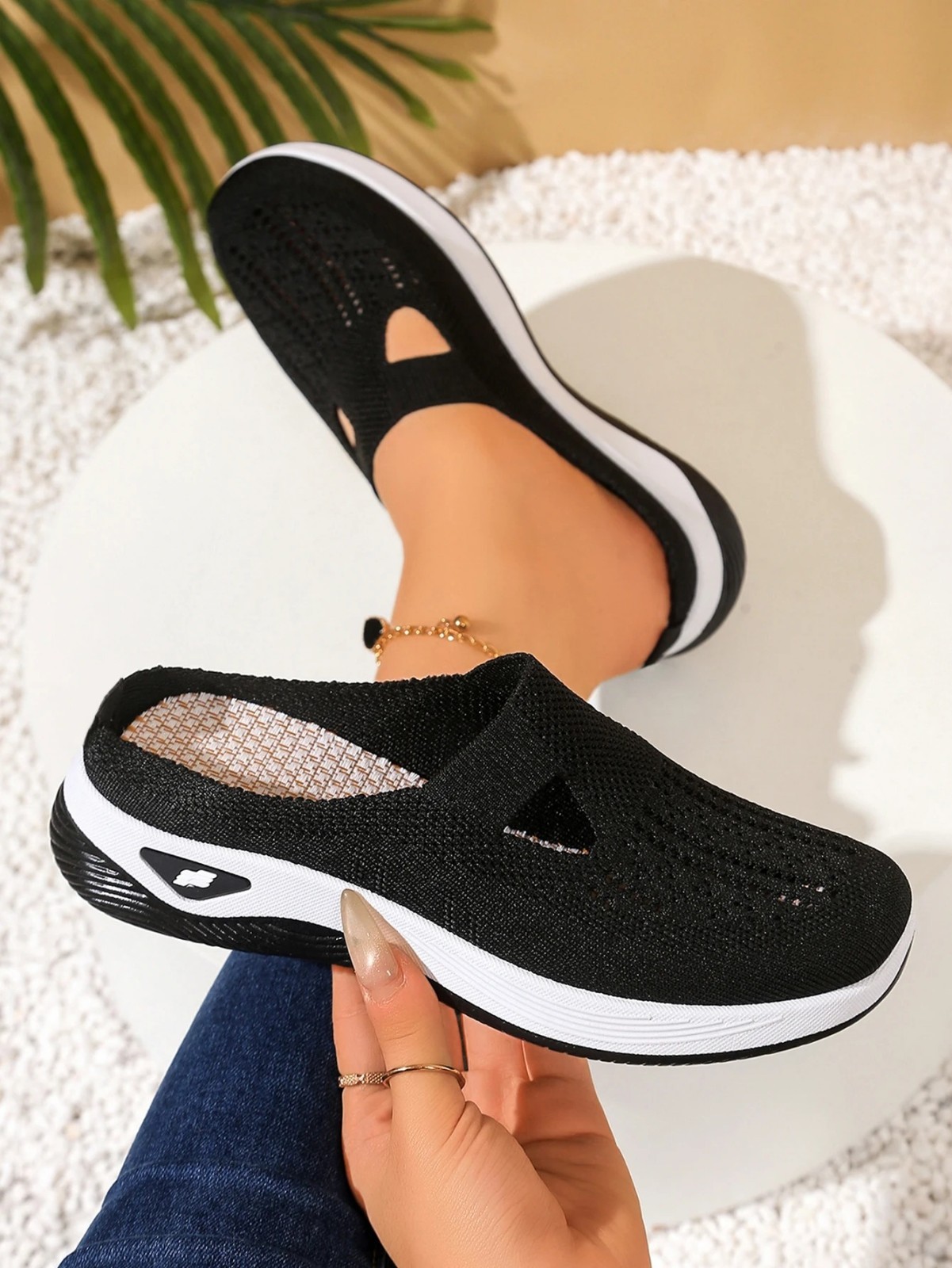 Women Mesh Slip On Walking Shoes Breathable Comfort Casual Sneakers Flats