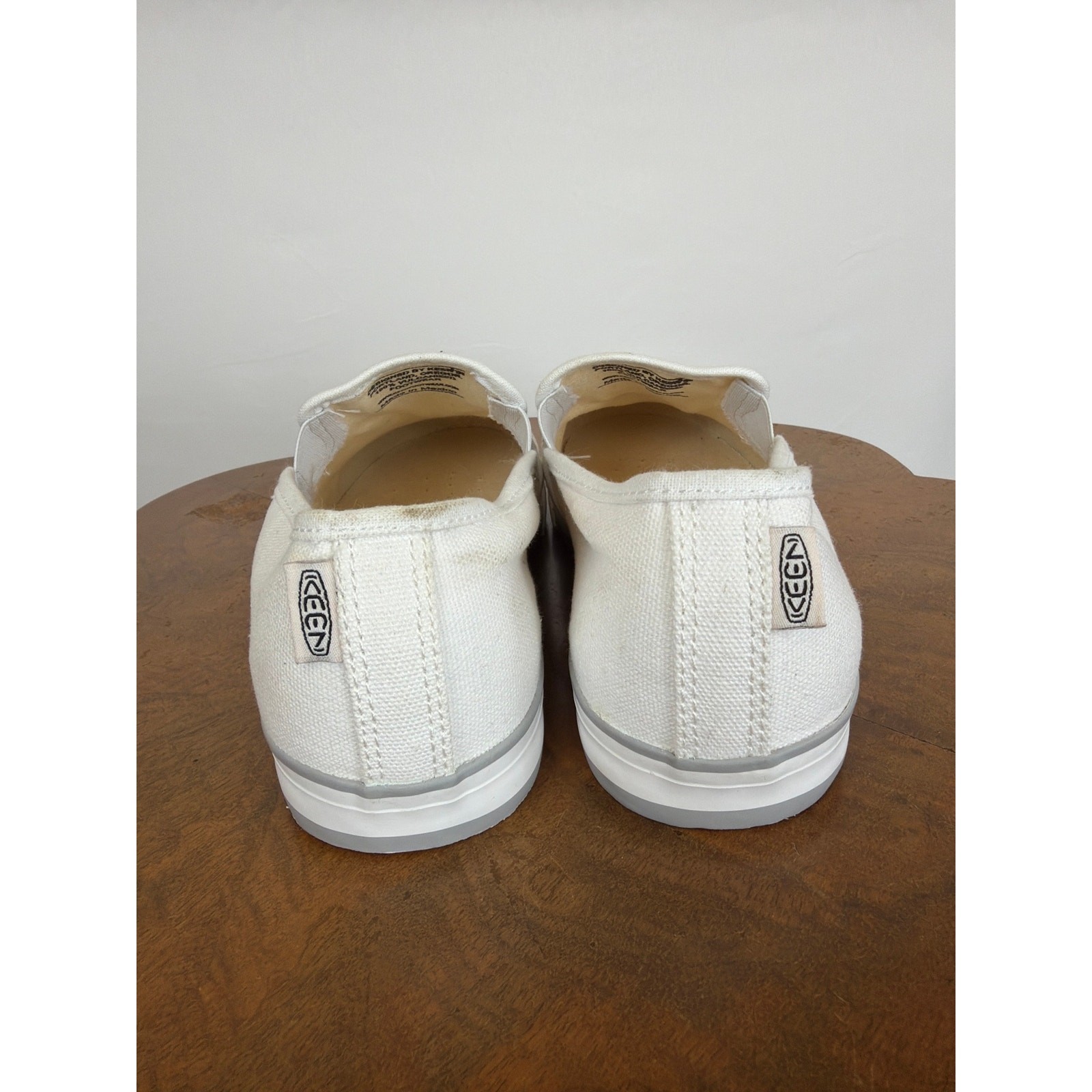 Keen White Canvas Slip On Shoes Rubber Toe Cap Round Toe Size 10 Made in Mexico