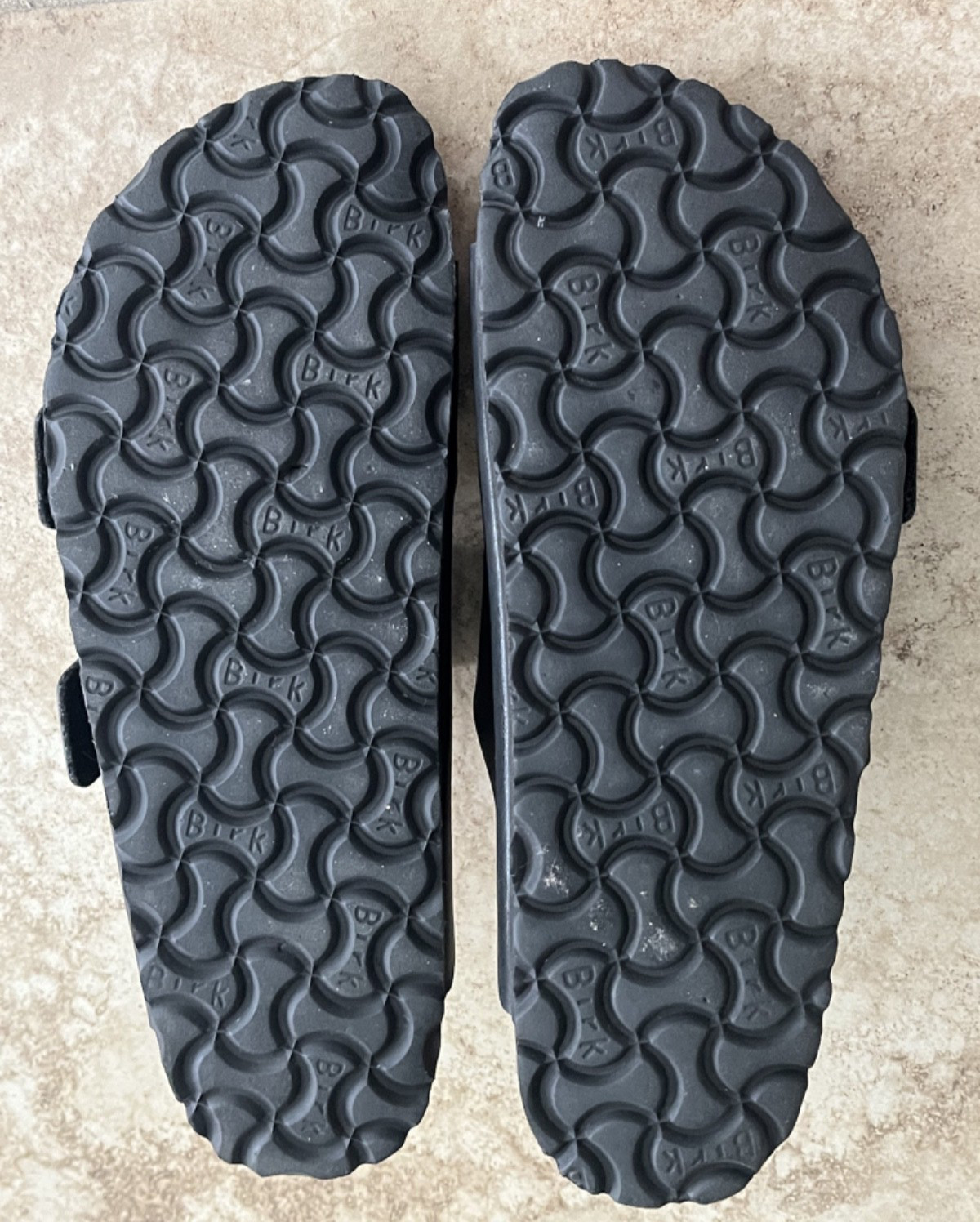 Birkenstock Arizona Soft Footbed Black Leather Sandals Size 38 Women 7 Men 5