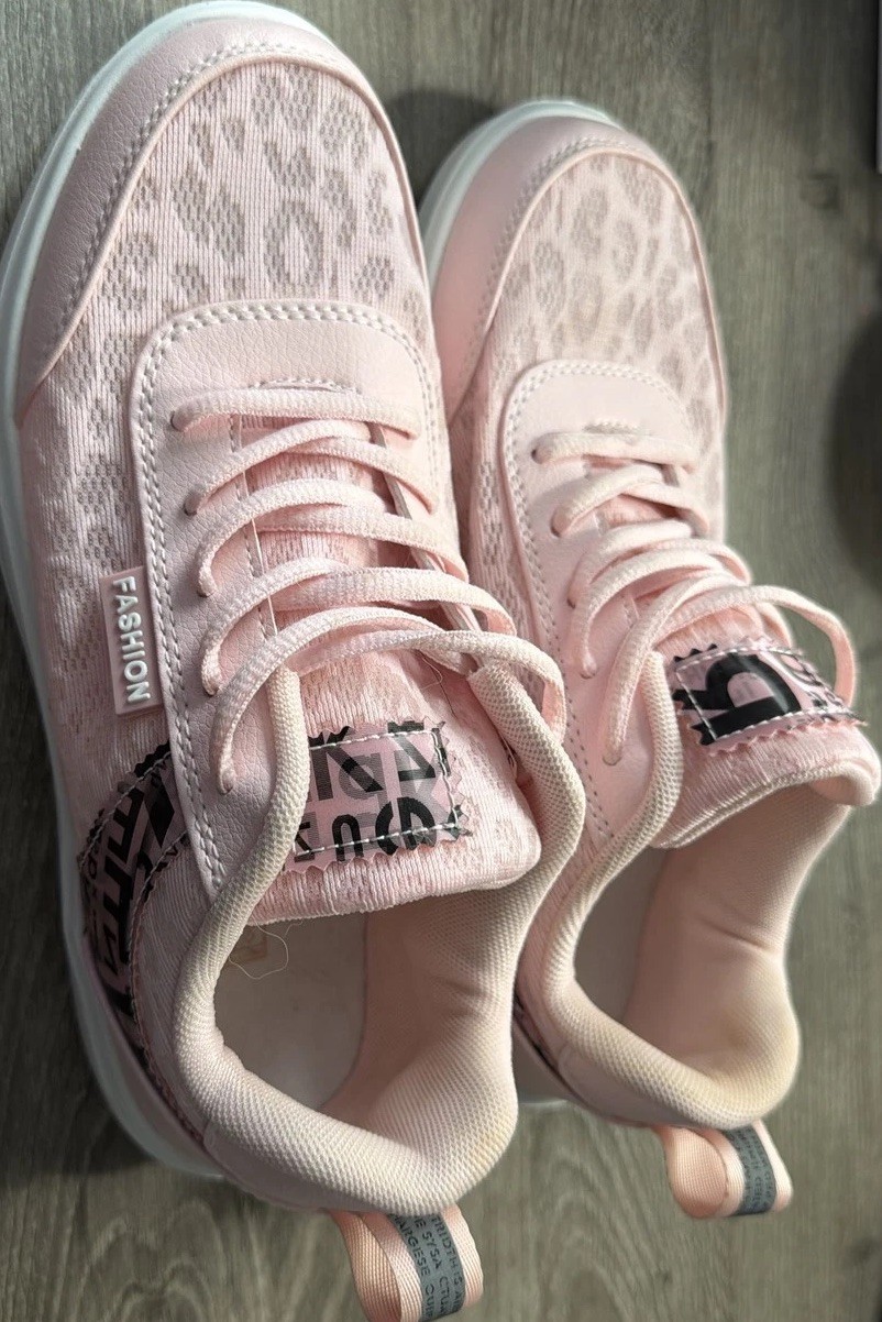 Women’s Leopard Print Canvas Sneakers Casual Fashion Lace Up Shoes