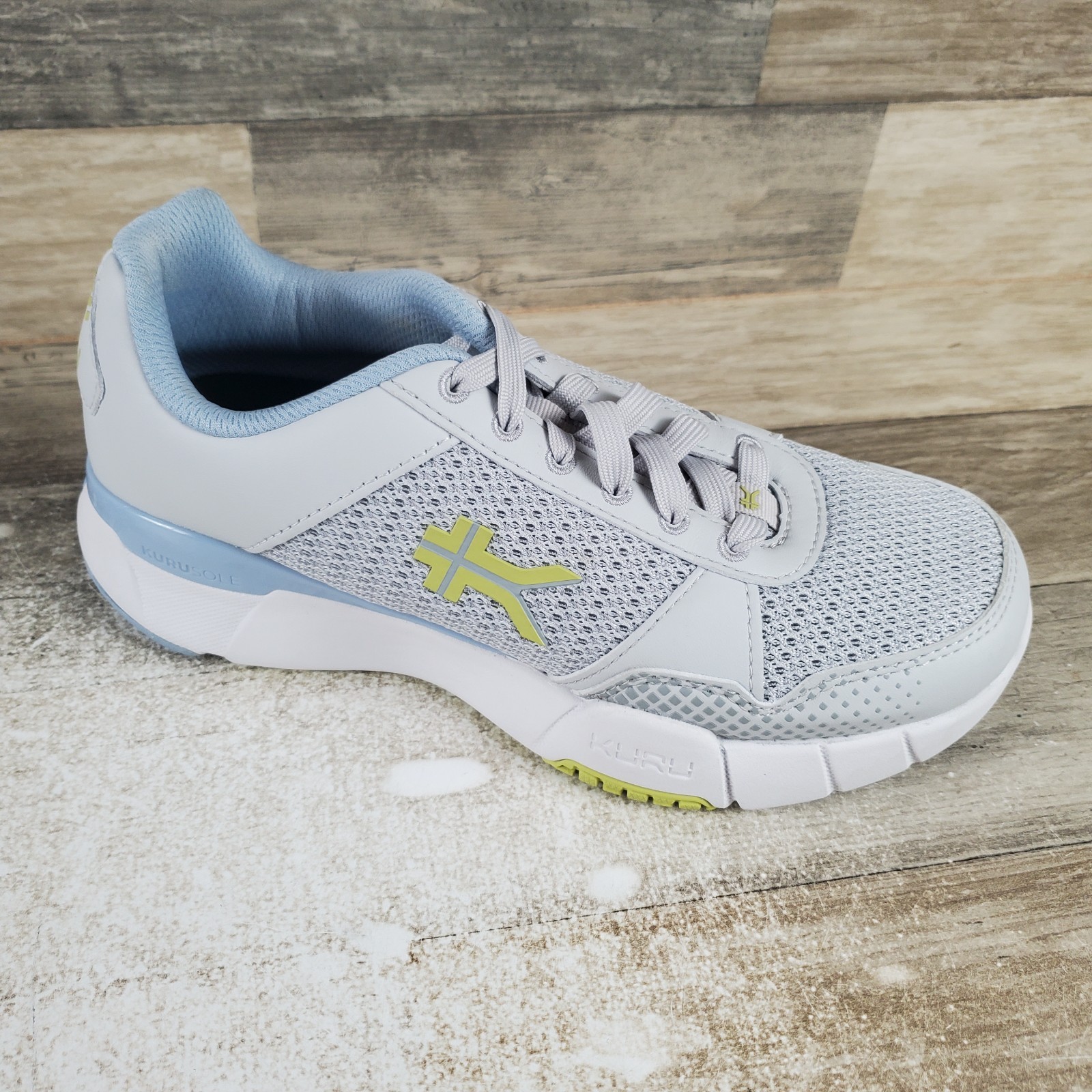 Kuru Quantum 2.0 Womens Shoes Sz 7 M Running Dove Gray Pale Lime Lace Up Sneaker