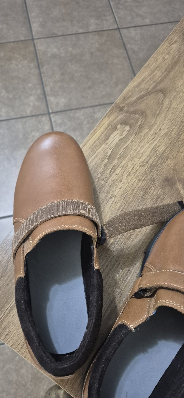 Anodyne No. 51 Women’s Casual Dress Shoes in the Cognac Color 9W