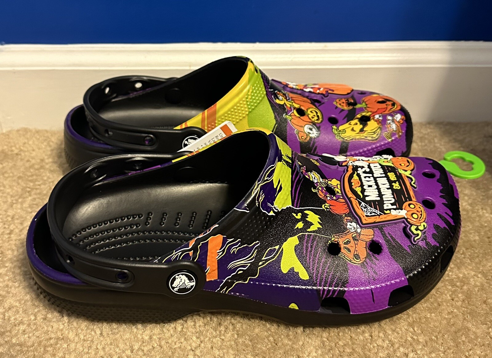 Disney Parks Halloween 2024 Mickey’s Pumpkin Patch Clogs Crocs Size M7/W9 NWT
