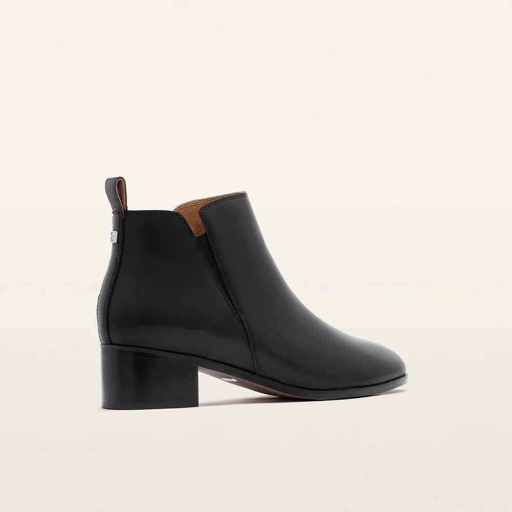 NEW FRANKIE4 Black Reggie Leather Ankle Boots Comfort Arch Support Size 7