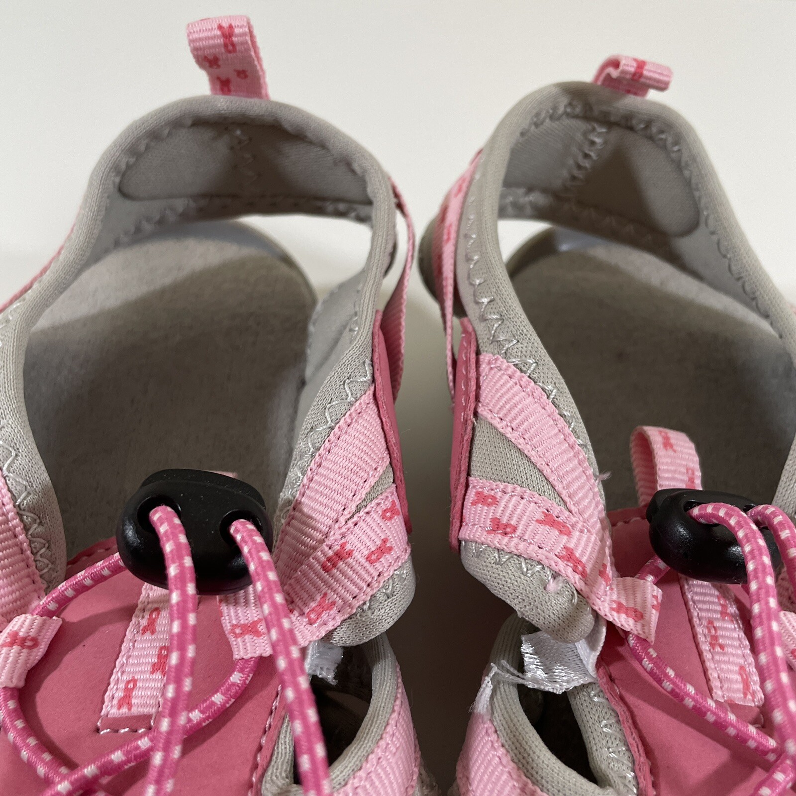Women’s Sports Hiking Walking Sandals Size 6 Breast Cancer Awareness Pink/Gray
