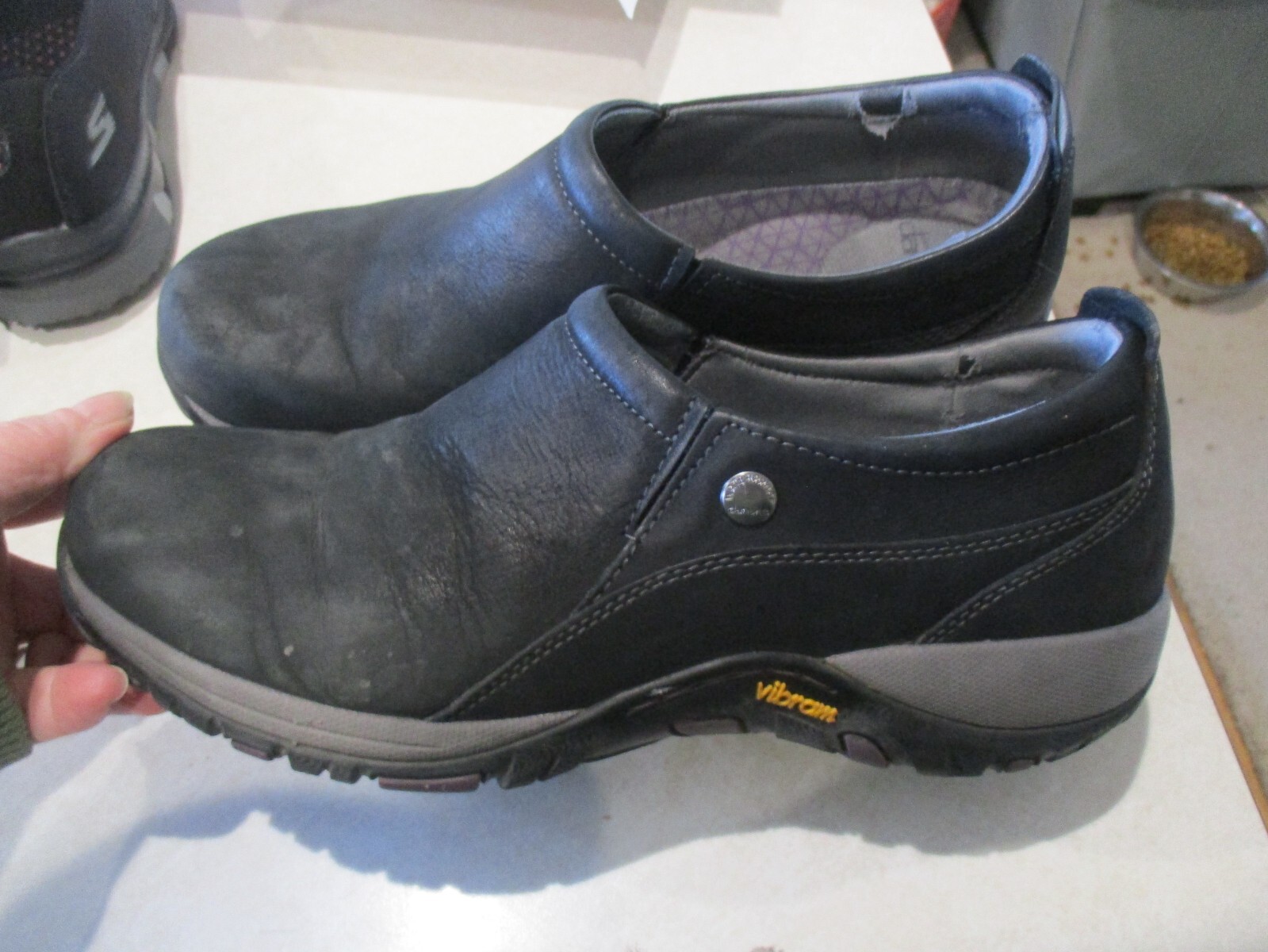 Dansko Patti Womens Comfort Shoes Sz 41 Gray Black Milled Nubuck Slip On Vibram