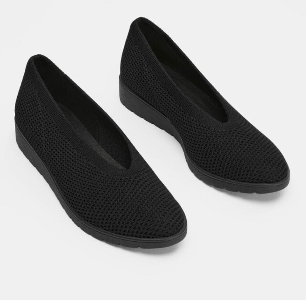 Eileen Fisher Women’s Black Heaven Stretch Knit Wedge 9.5 Sustainable Minimalist