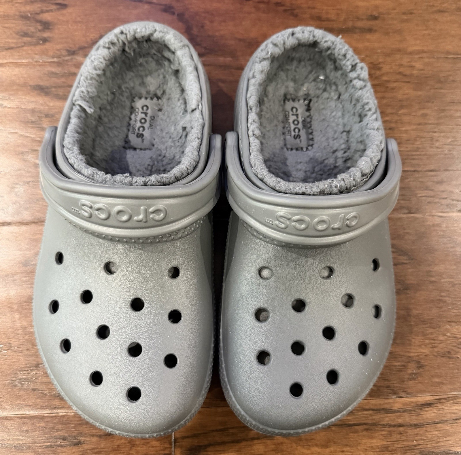 Crocs Classic Lined Gray Clog Slip On Faux Fur Lined Shoes M 4 W 6