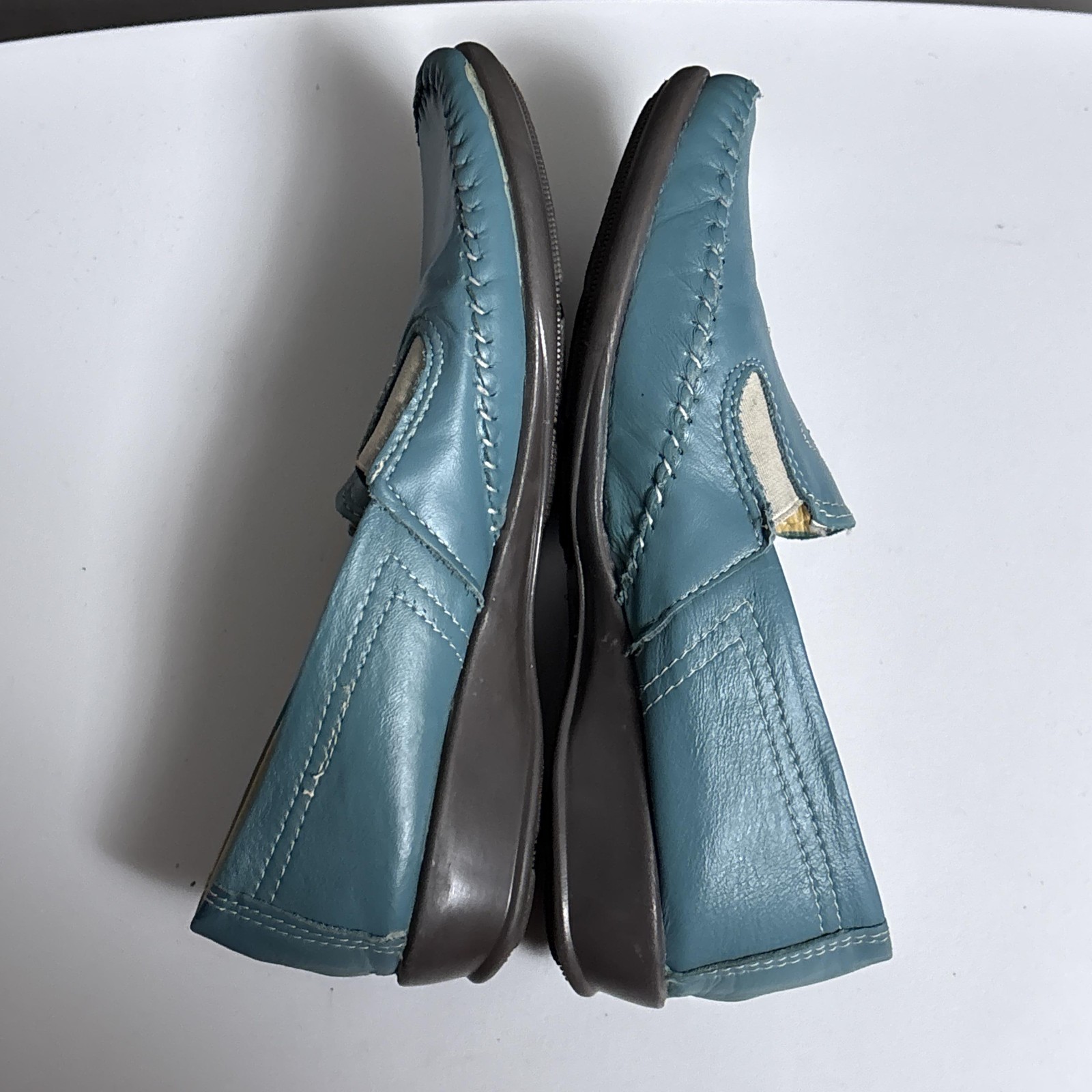 Karle Loafer Shoes 8 Blue Leather Hand Stitched Moc Slip On Comfort Comfort 25