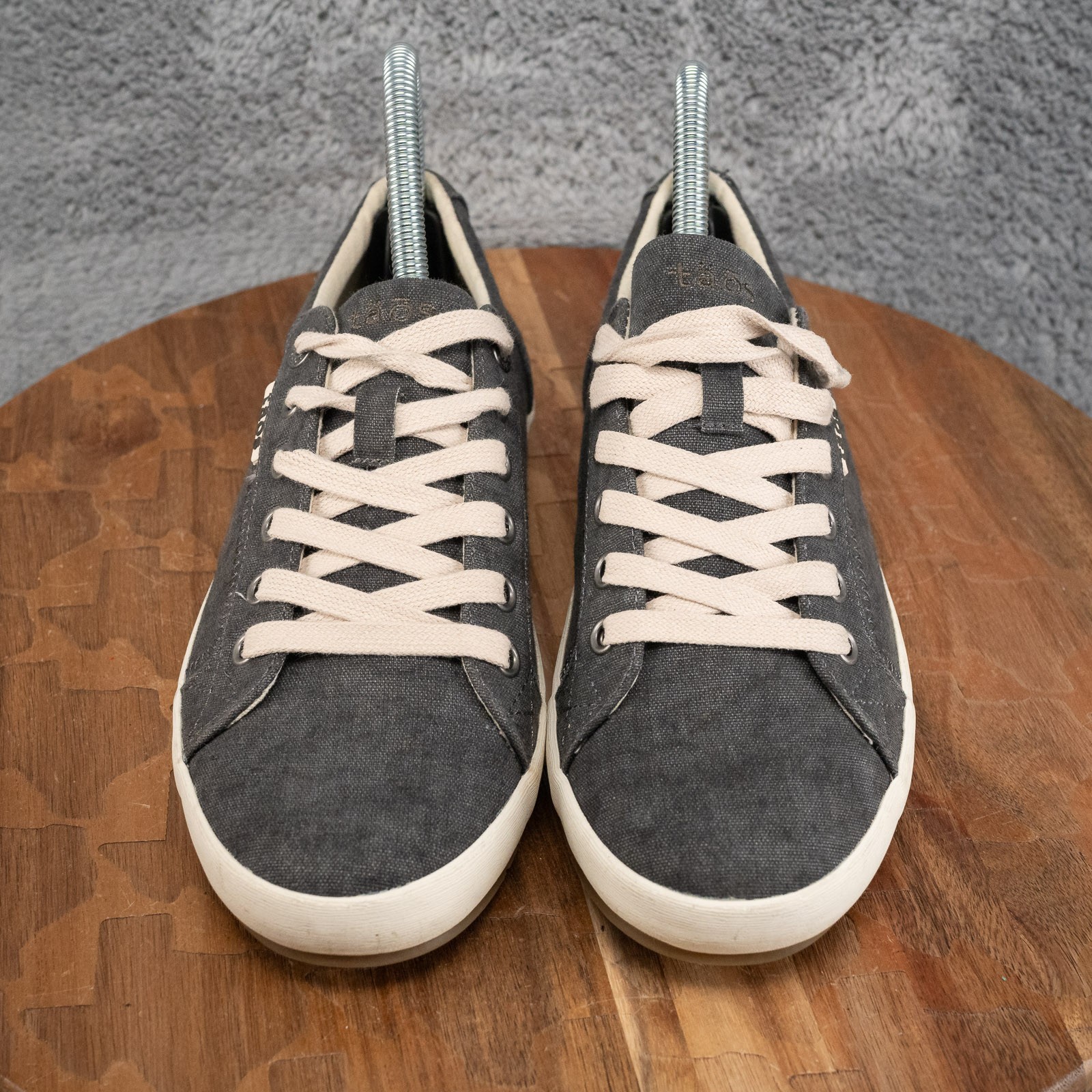 Taos Womens Star Sneaker Size 7.5 Dark Gray Washed Canvas Lace Up Walking Shoe