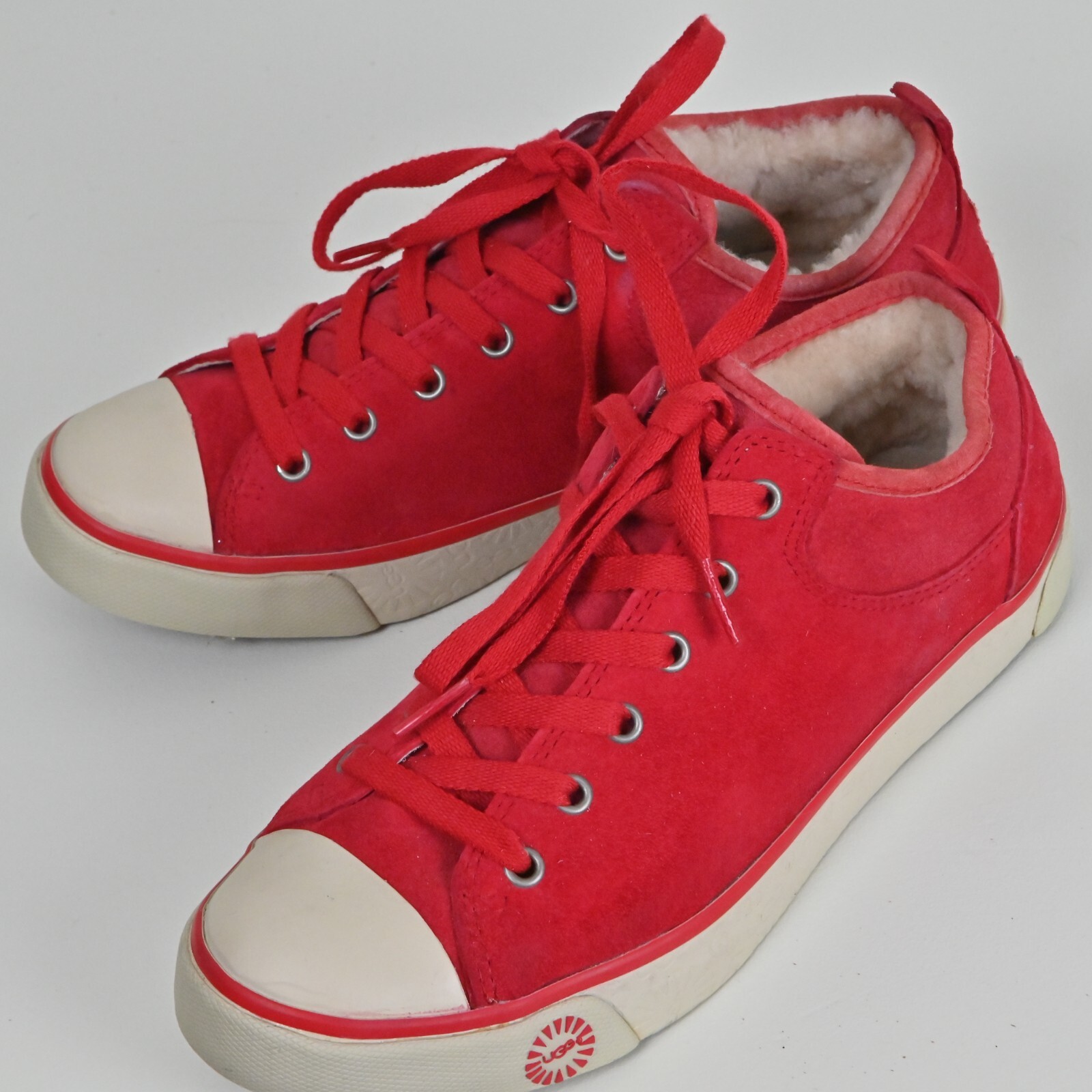 UGG 60s Suede Upper Sheepskin Shearling Lined Comfort Low Top Sneakers US7 UK5.5