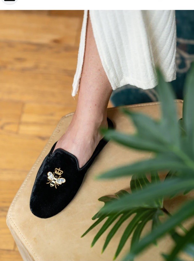 Patricia Green Slipper Slip-on Mule Black Velvet Embroidered Bees New 8