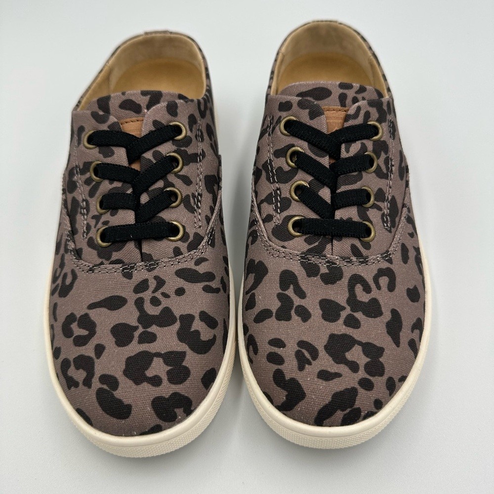Spenco Leopard Print Canvas Sneakers Women’s Size 5B New in Box Comfort Shoe