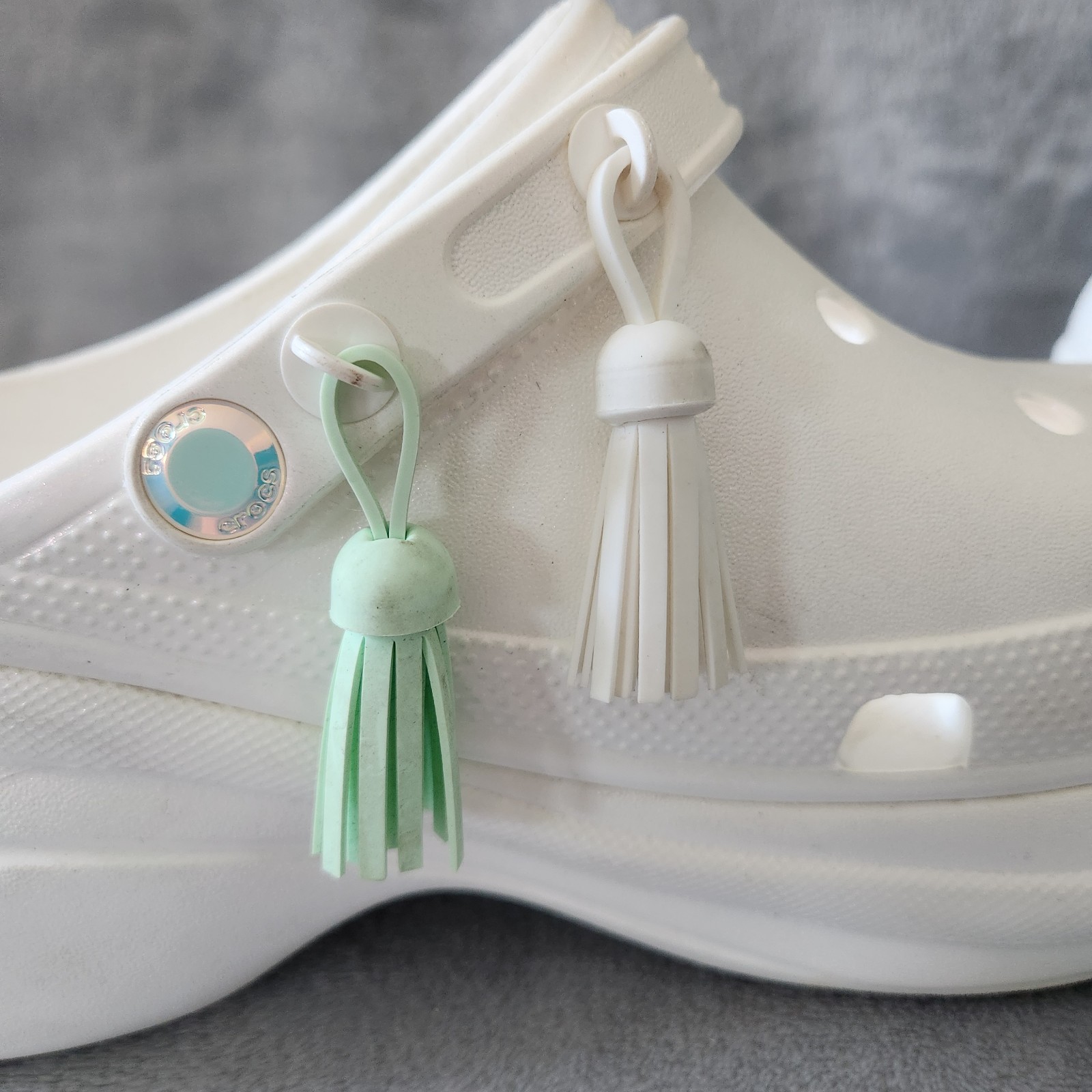 CROCS Classic Bae Festival Womens Iridescent White Tassel Platform Shoes Size 10