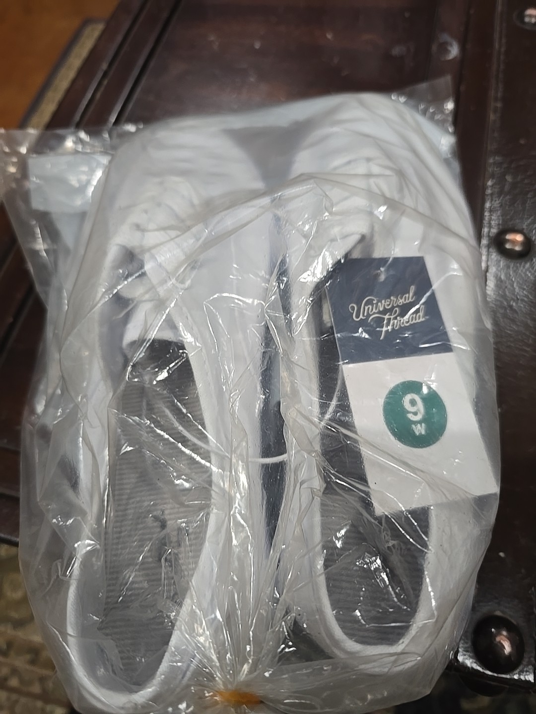 Women’s White Lunea Shoes Universal Thread Size 9W New With Tags In The Bag