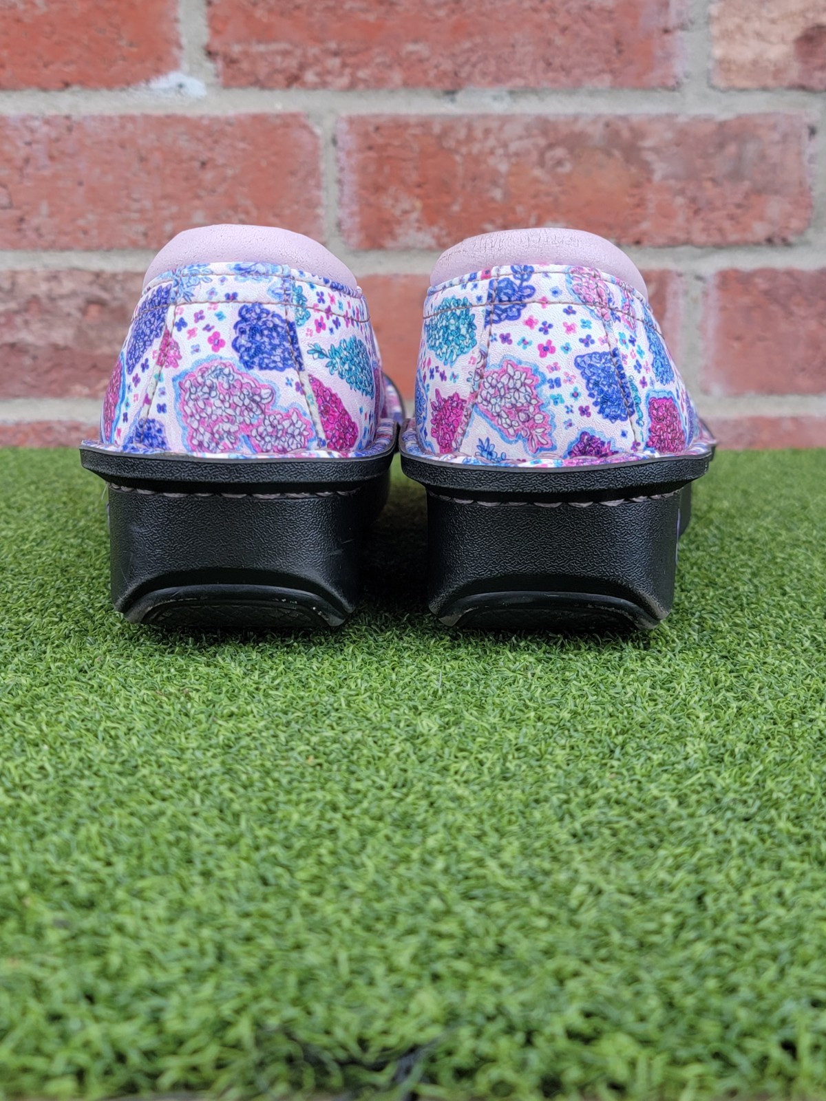Womens Algeria Comfort Clogs Lilac Love Flowers Purple Mint Pink – Size 40
