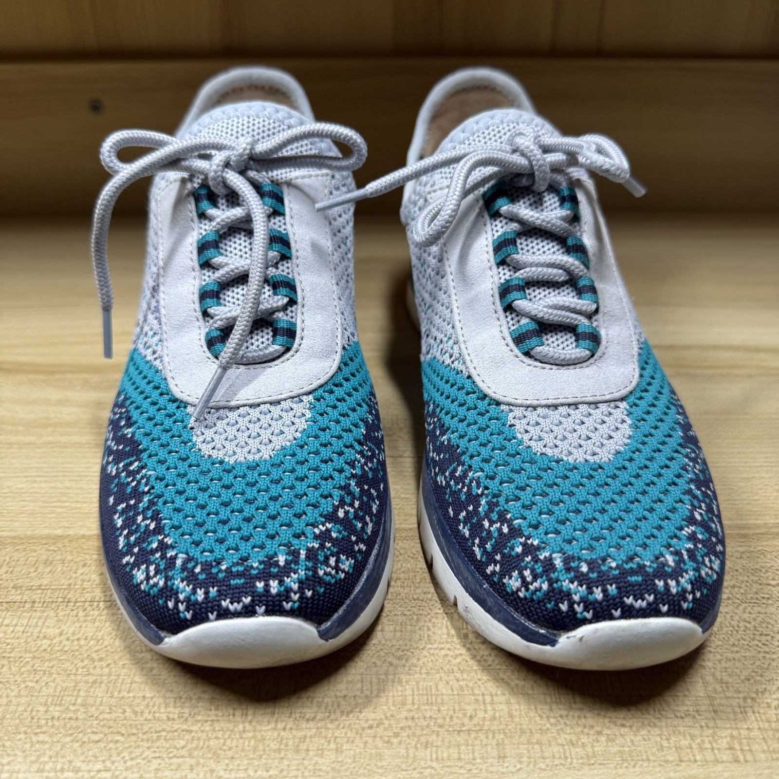 SOUL NATURALIZER Charlie-Knit Slip-on Sneakers Blue Ombré Size 6.5 Comfort