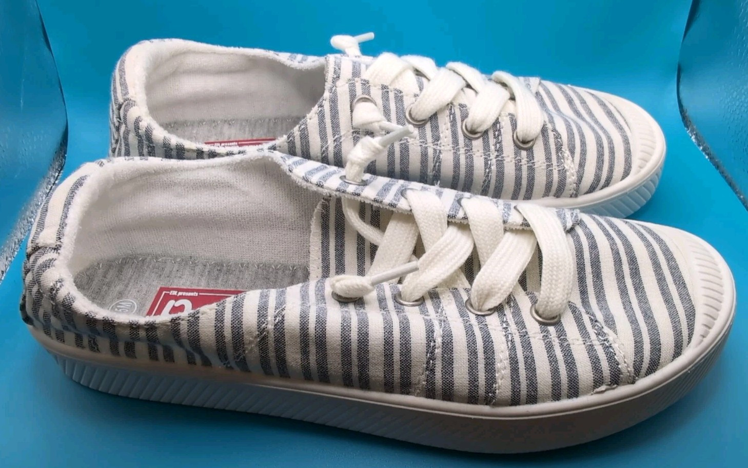 POP Comfort Fit Womens ‘Calm’ Size 7.5M Grey Striped Textile Cloth Sneakers