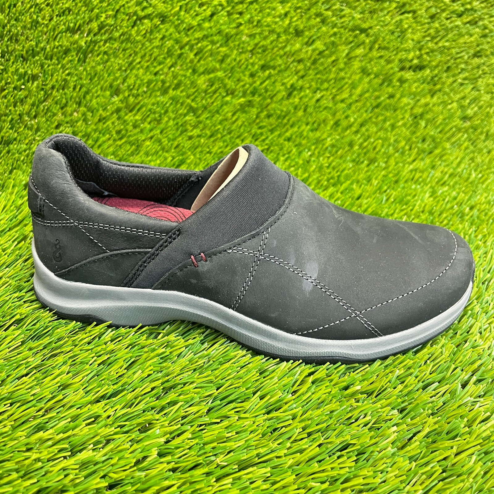 Ahnu Taraval Womens Size 5 Black Casual Walking Hiking Leather Slip On Shoes