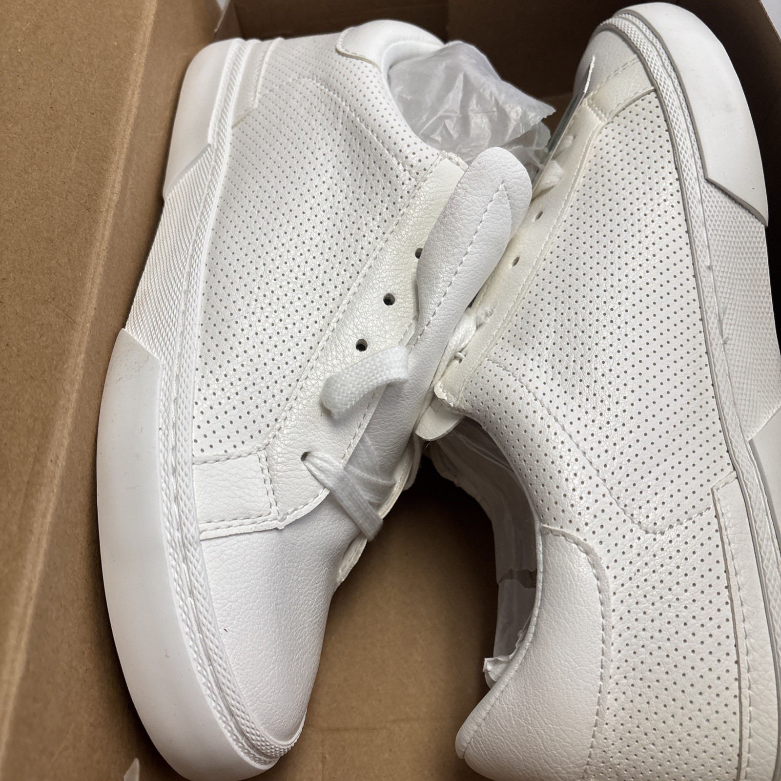 A New Day Womens Maddison Casual Fashion Walking Sneakers White Size 8.5